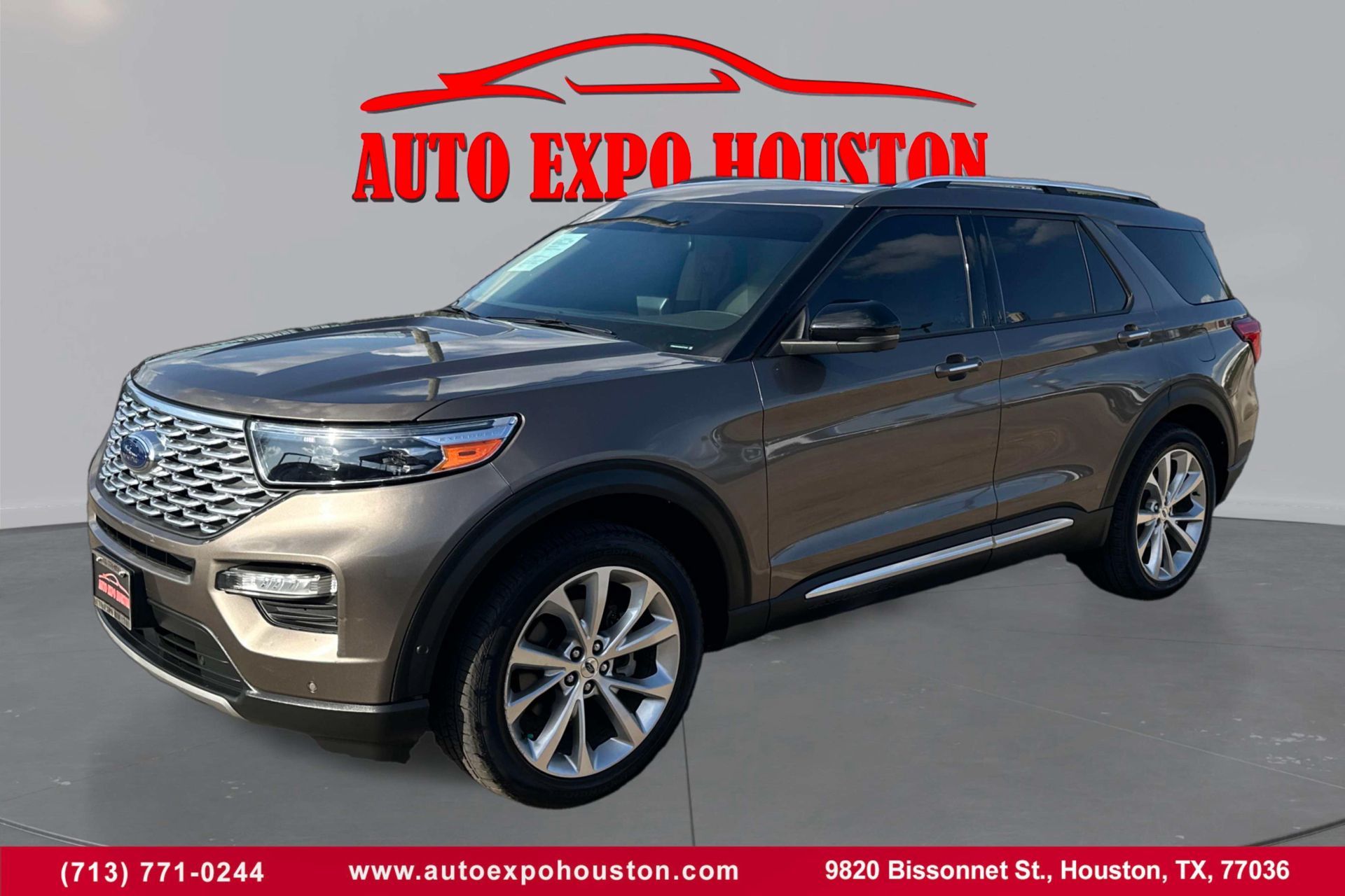 2021 Ford Explorer Platinum 4WD's photo