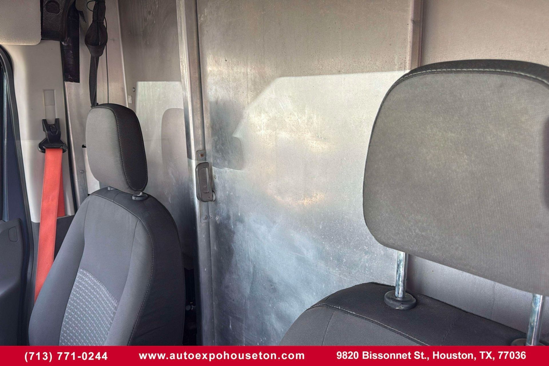 2021 Ford Transit photo 14