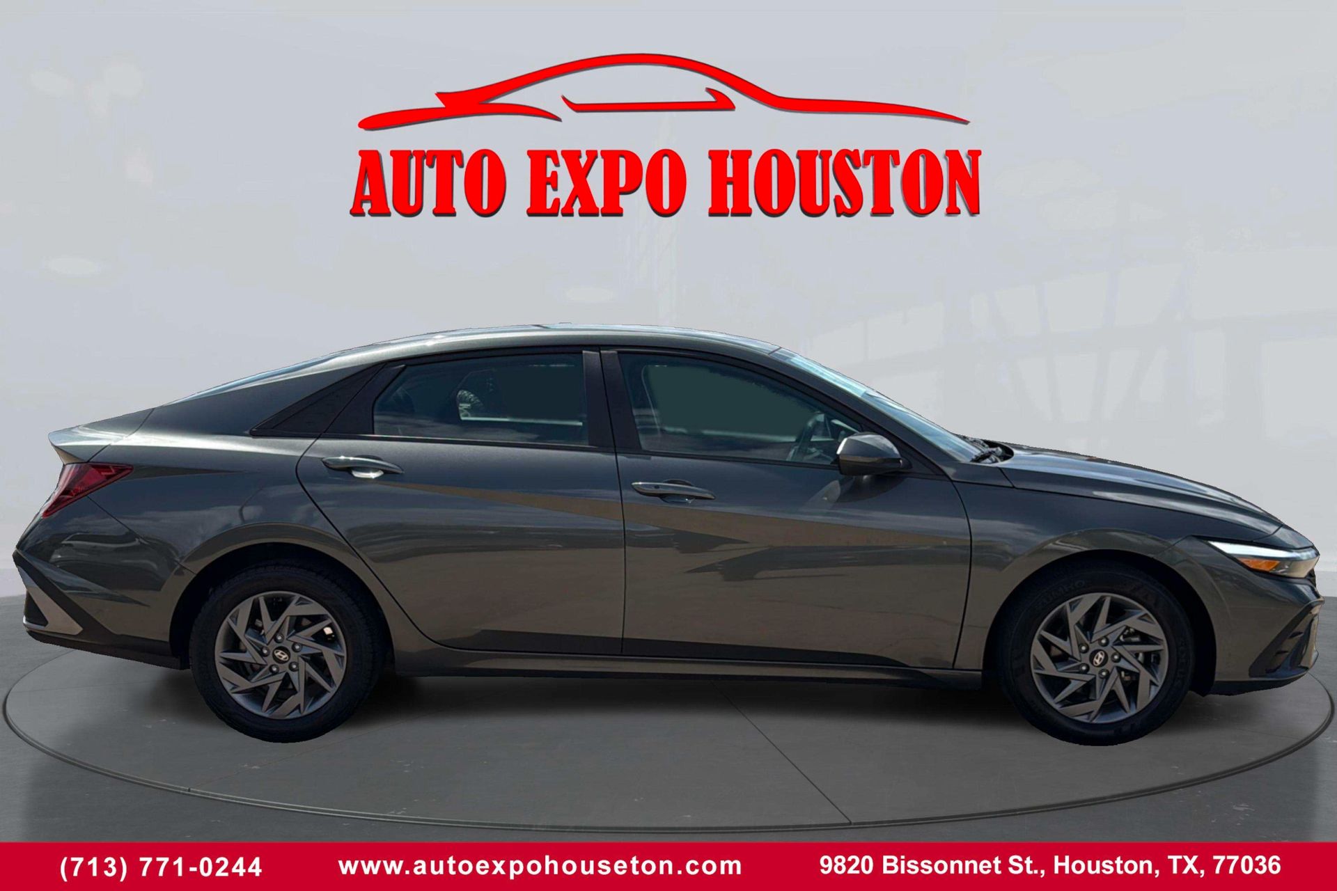 2024 Hyundai Elantra SEL photo 21