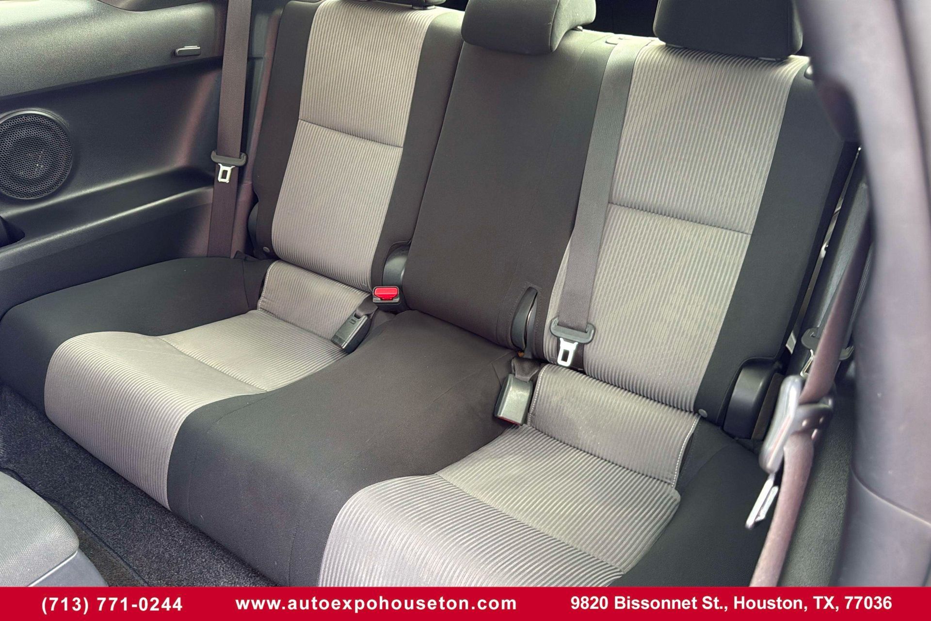 2015 Scion tC Base photo 14