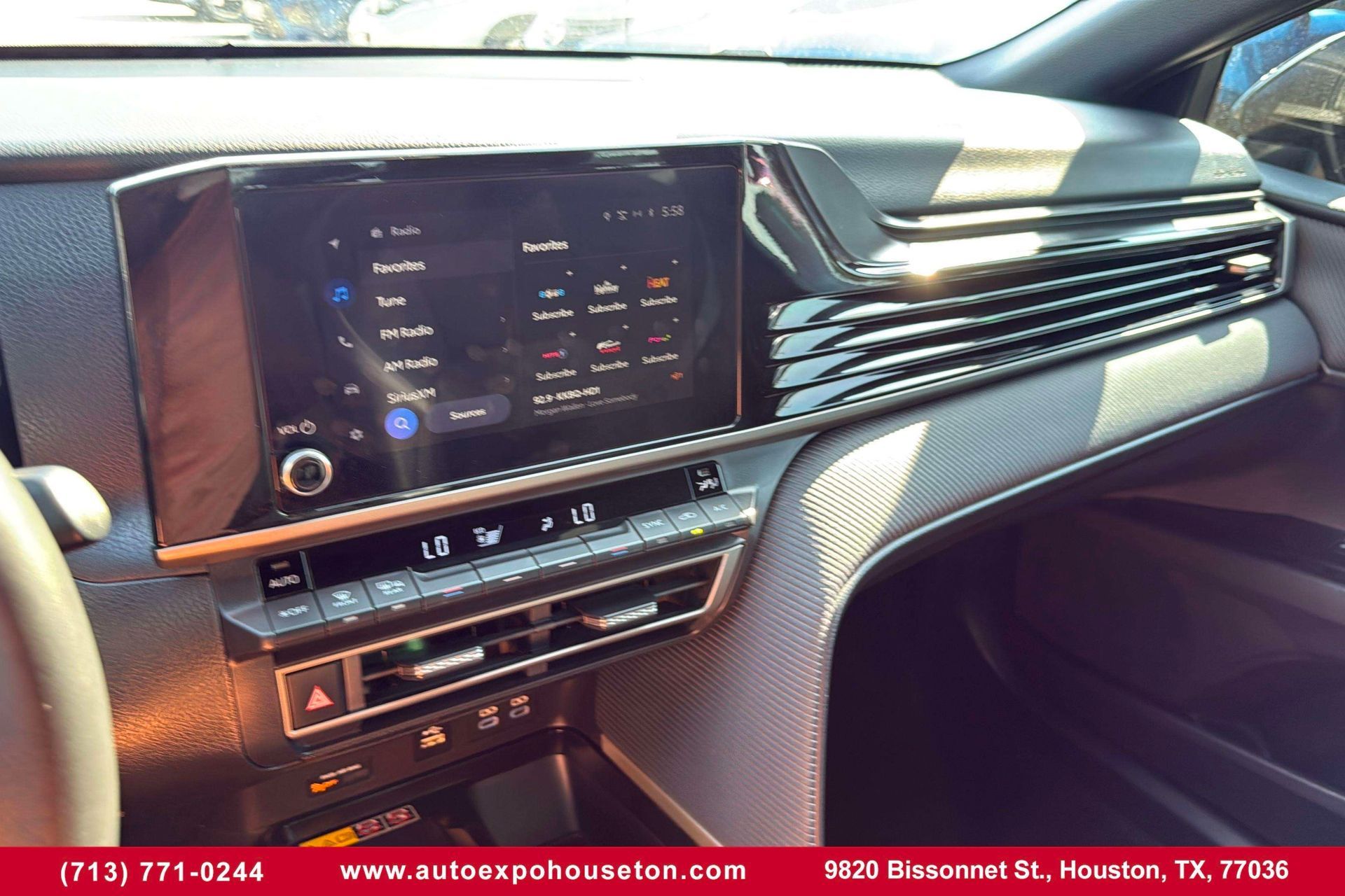 2021 Toyota Camry SE Nightshade Edition photo 25