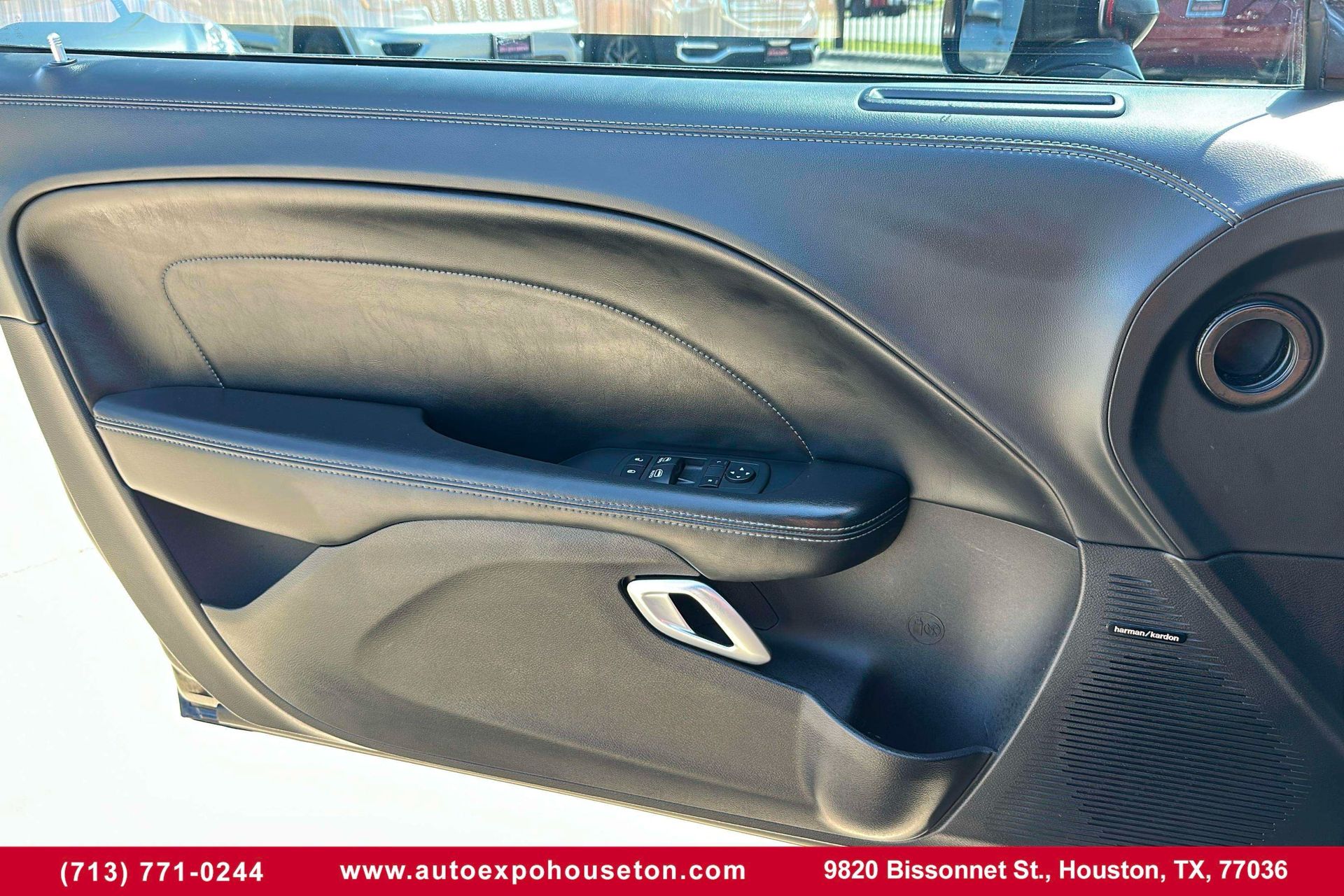 2015 Scion tC Base photo 29