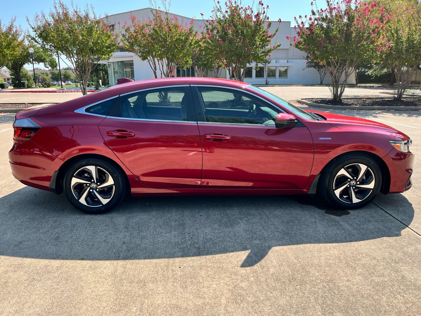 2021 Honda Insight EX photo 2