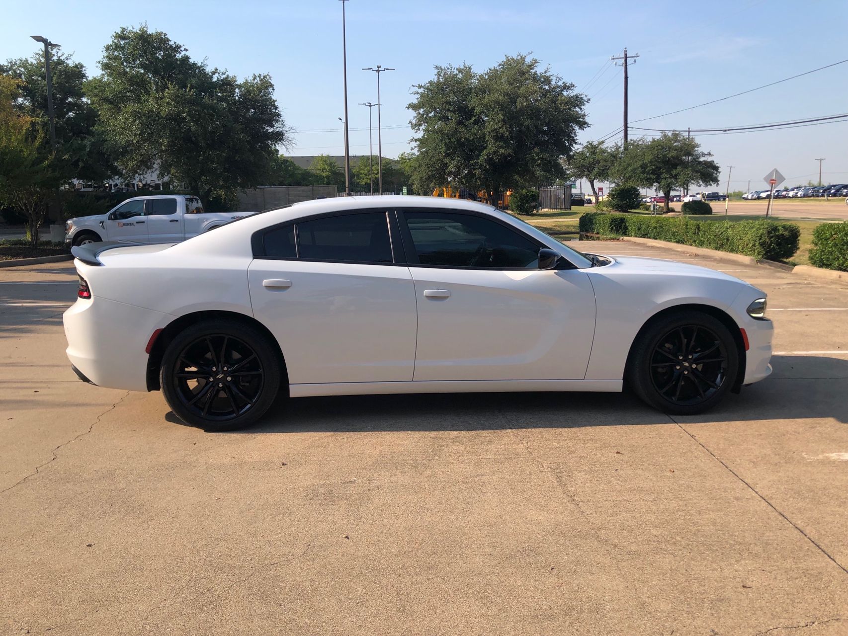 2018 Dodge Charger SXT photo 5