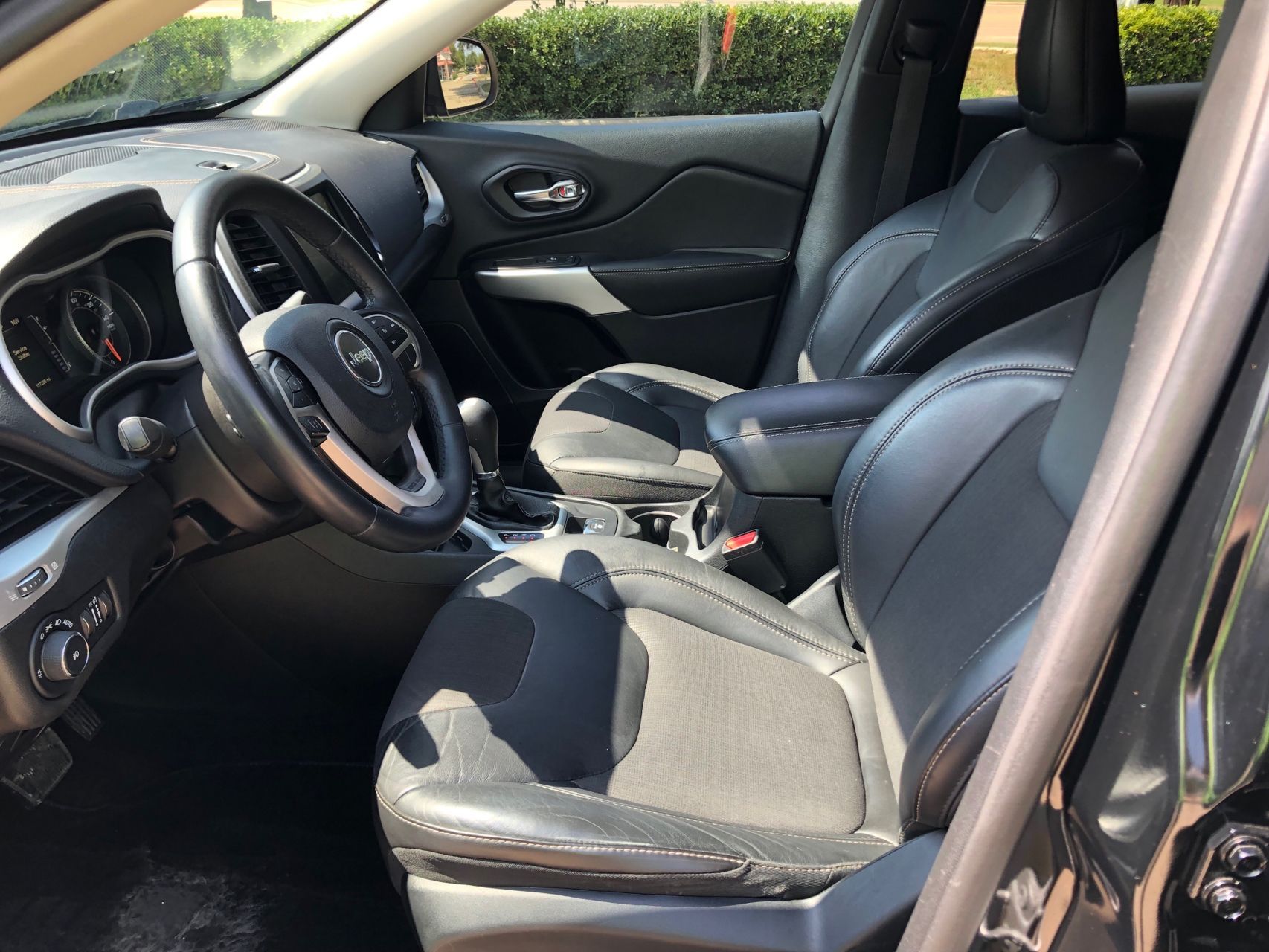 2018 Jeep Cherokee Latitude photo 12