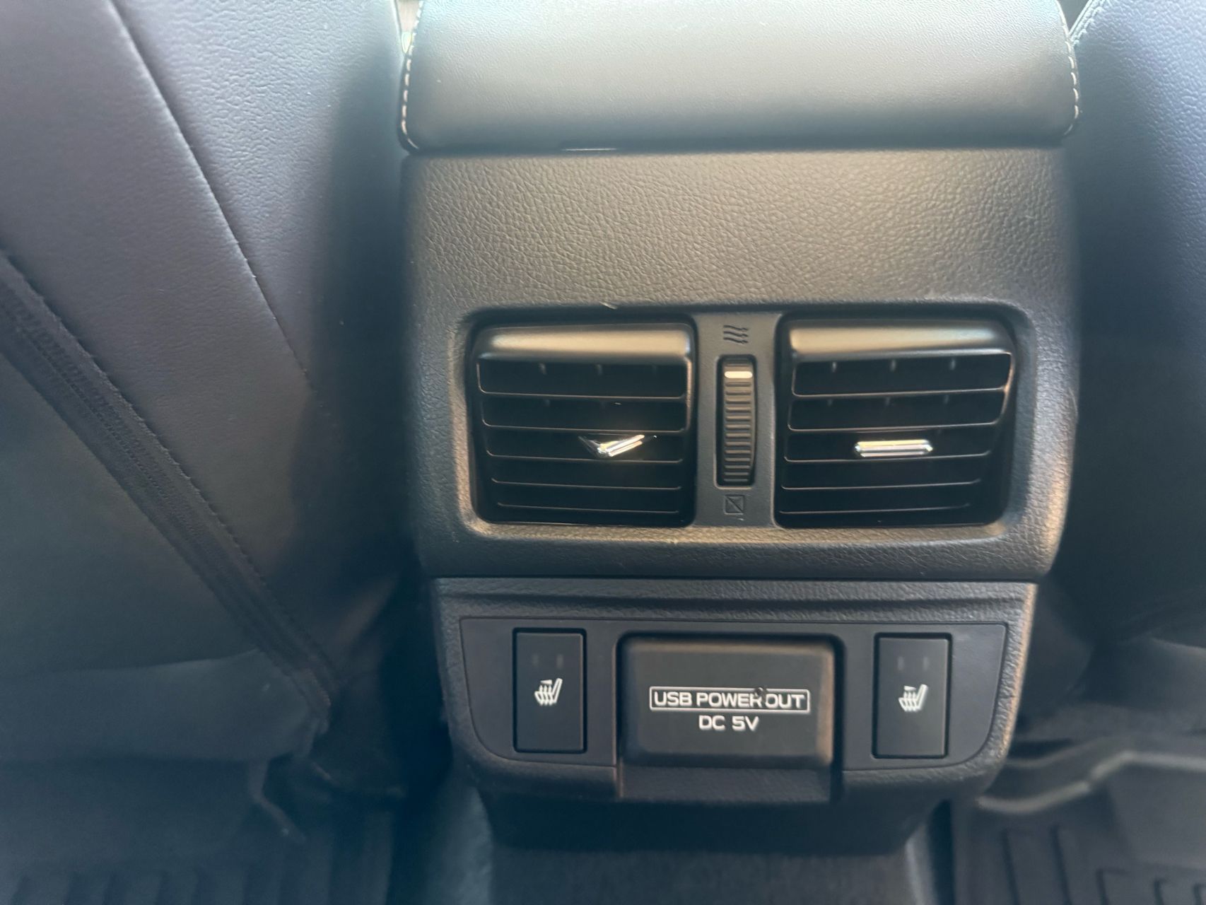 2018 Subaru Outback 2.5i Limited photo 19