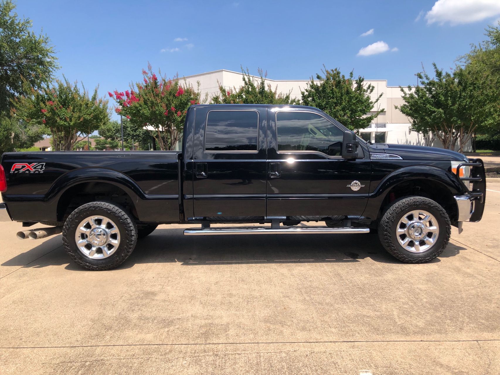 2016 Ford F-250 Lariat photo 5