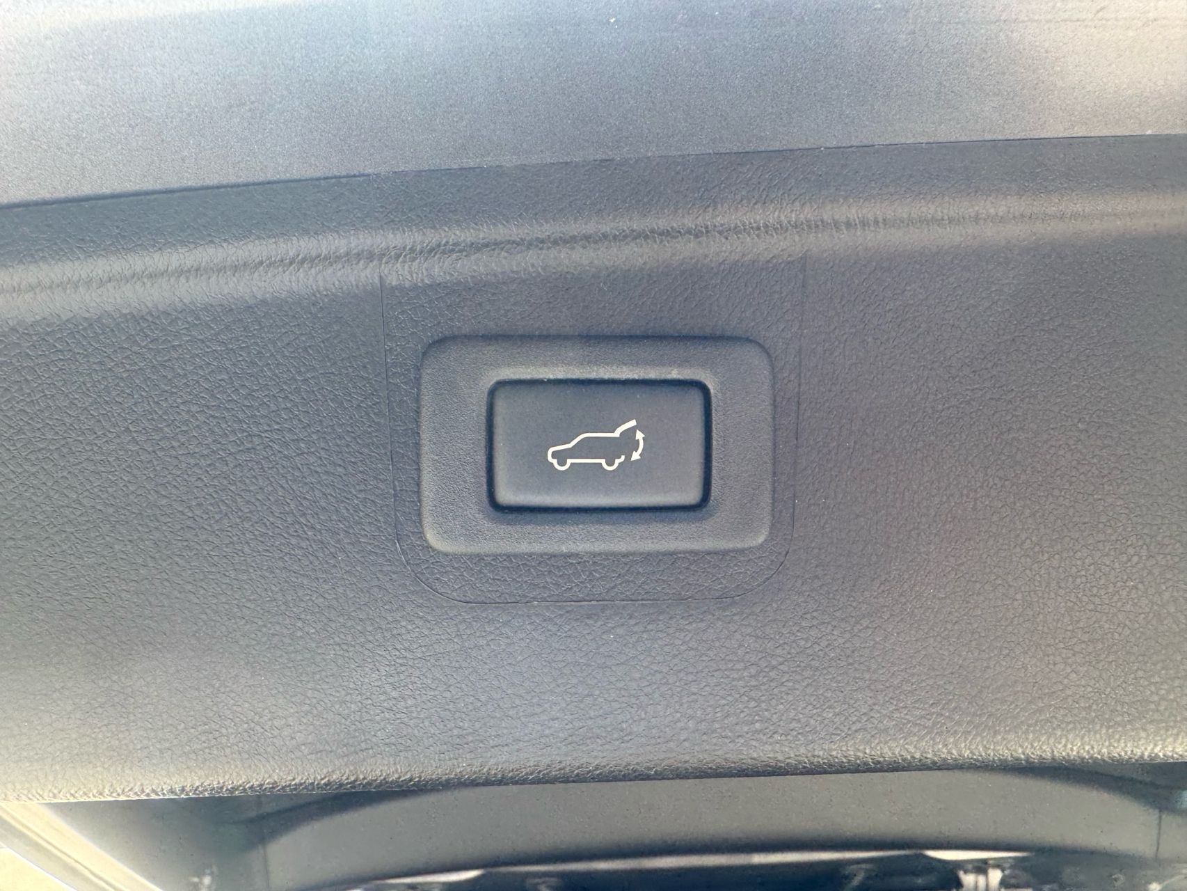 2018 Subaru Outback 2.5i Limited photo 10