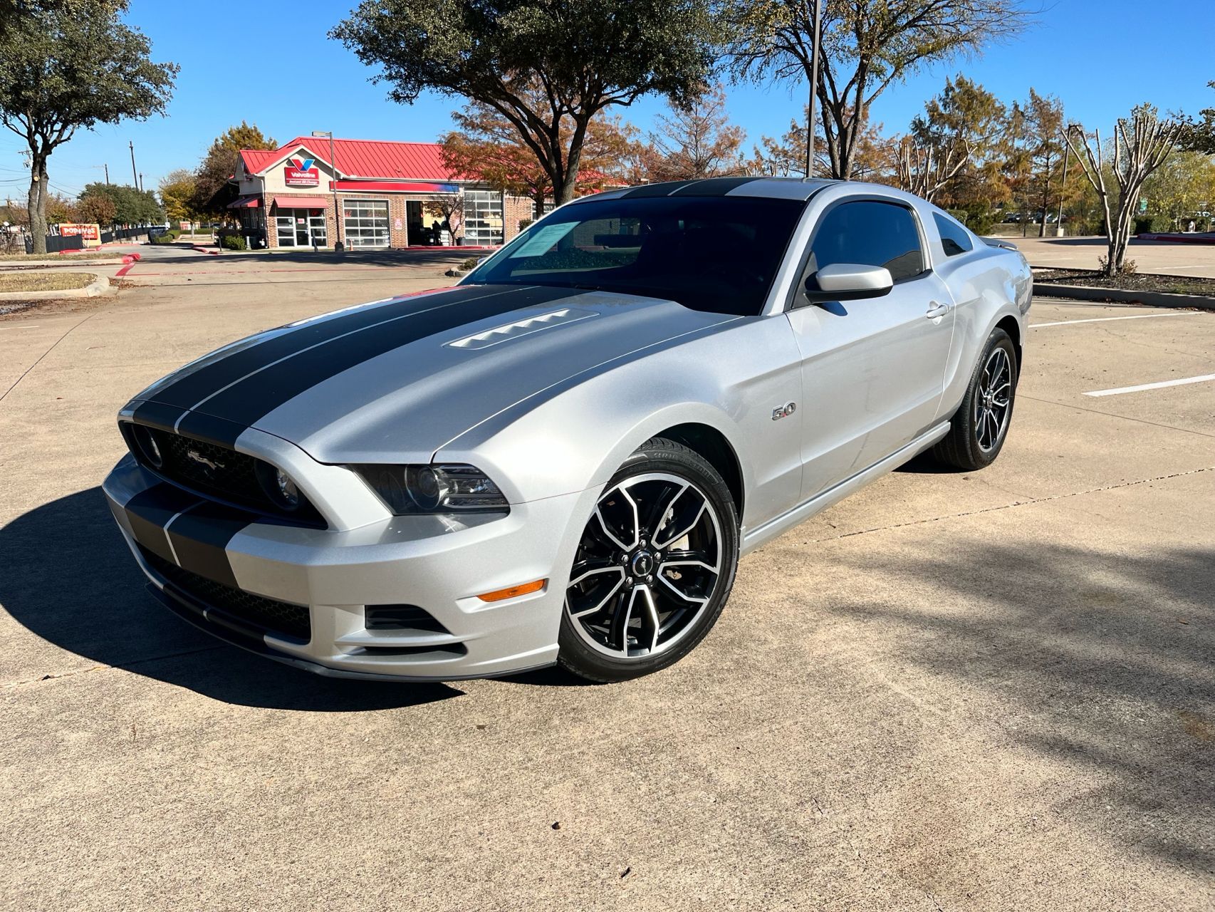 2014 Ford Mustang GT Premium's photo