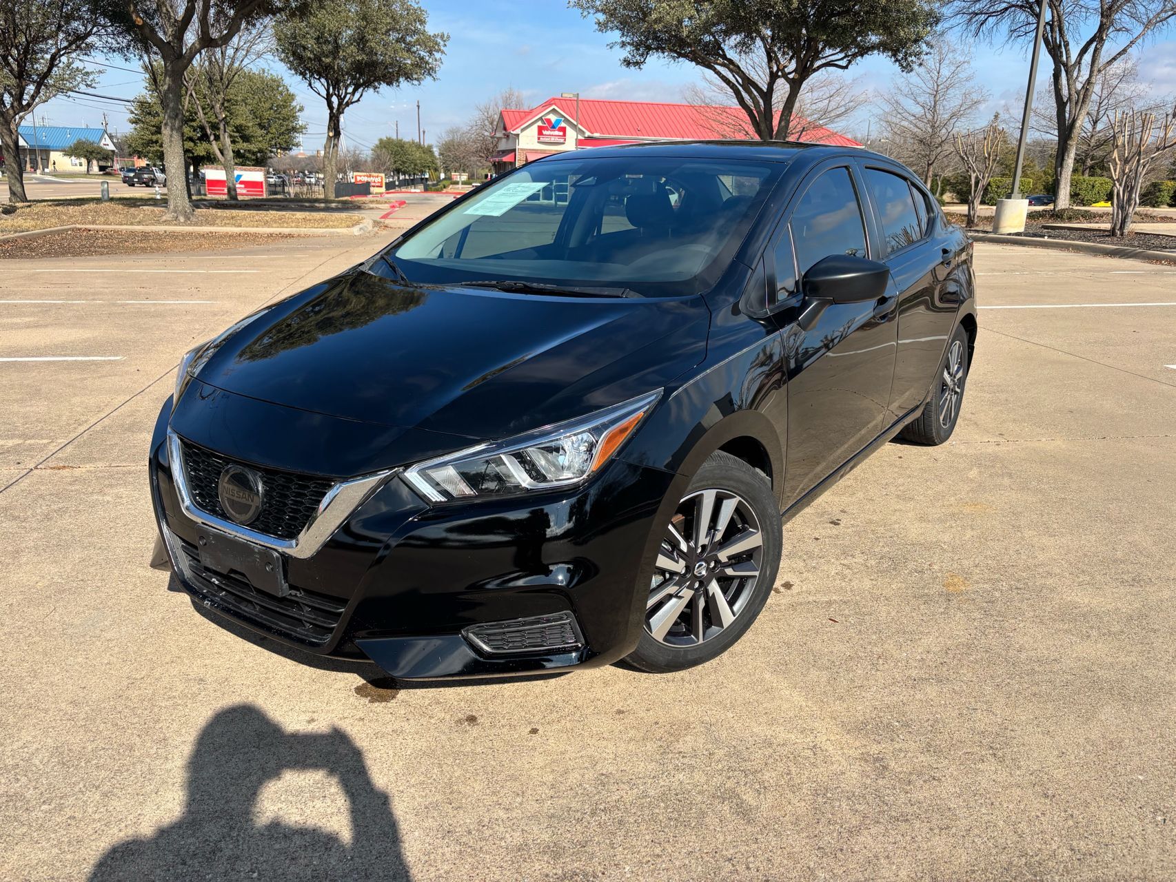 2020 Nissan Versa Sedan S's photo