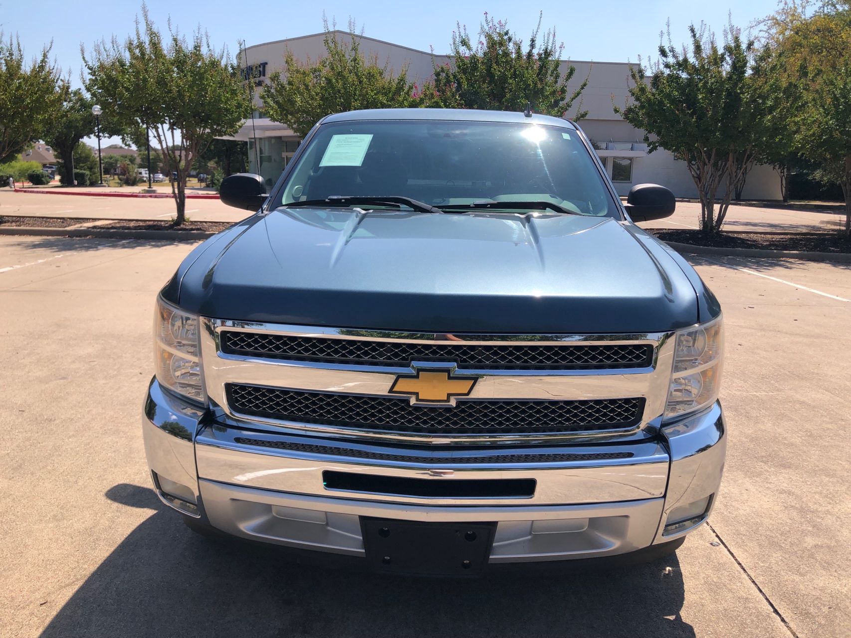 2012 Chevrolet Silverado 1500 LT photo 3