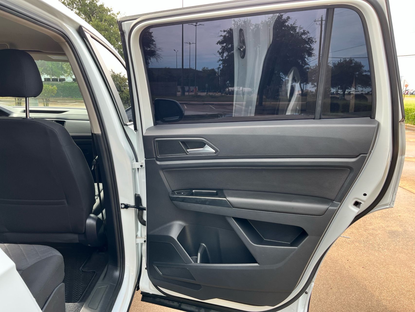 2020 Volkswagen Atlas S photo 12