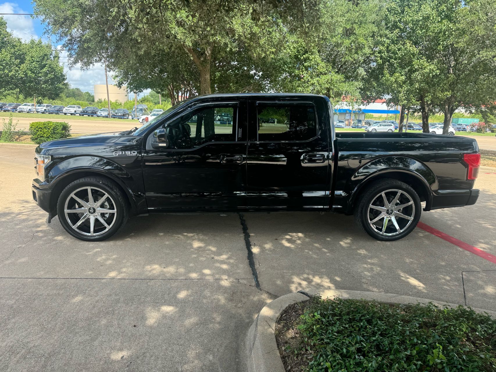 2020 Ford F-150 Lariat photo 35