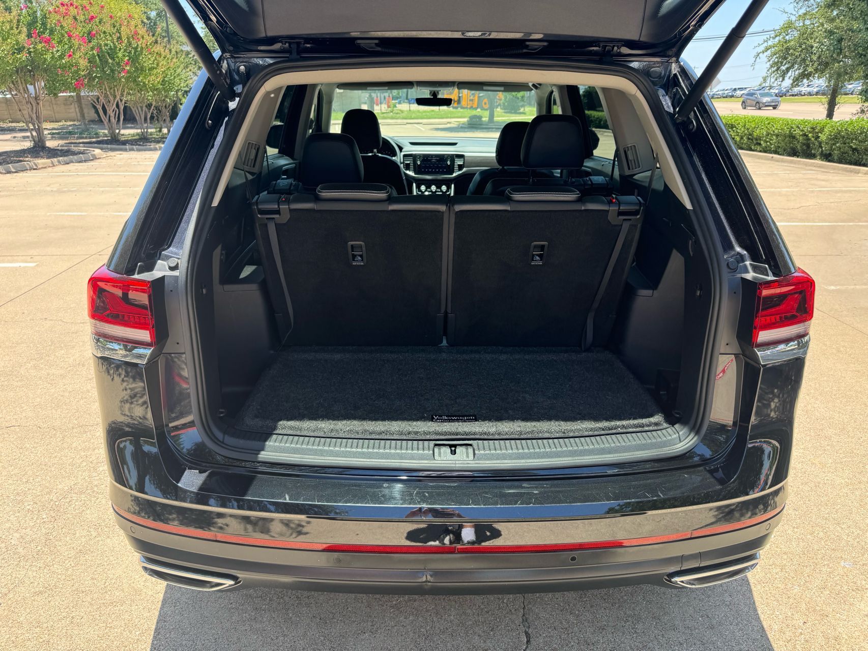 2020 Volkswagen Atlas S photo 38