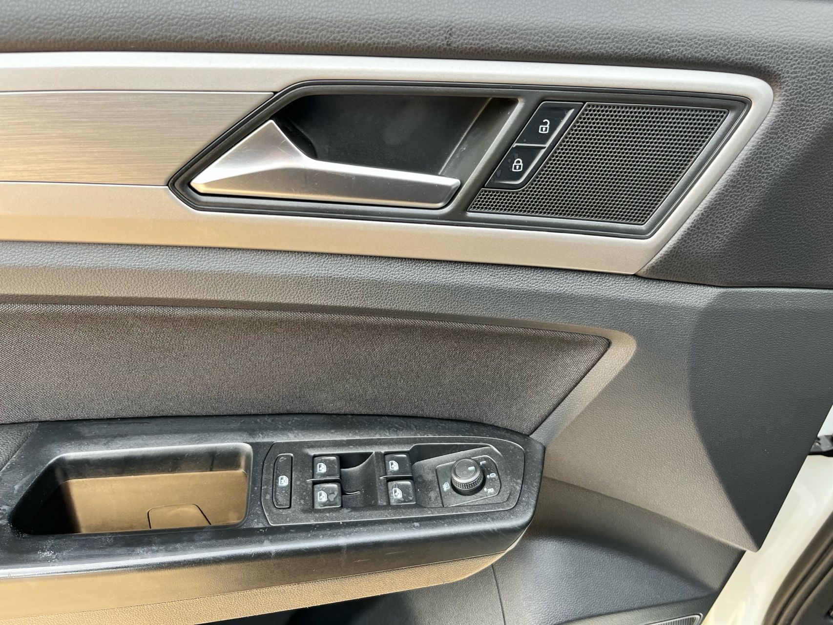 2020 Volkswagen Atlas S photo 6
