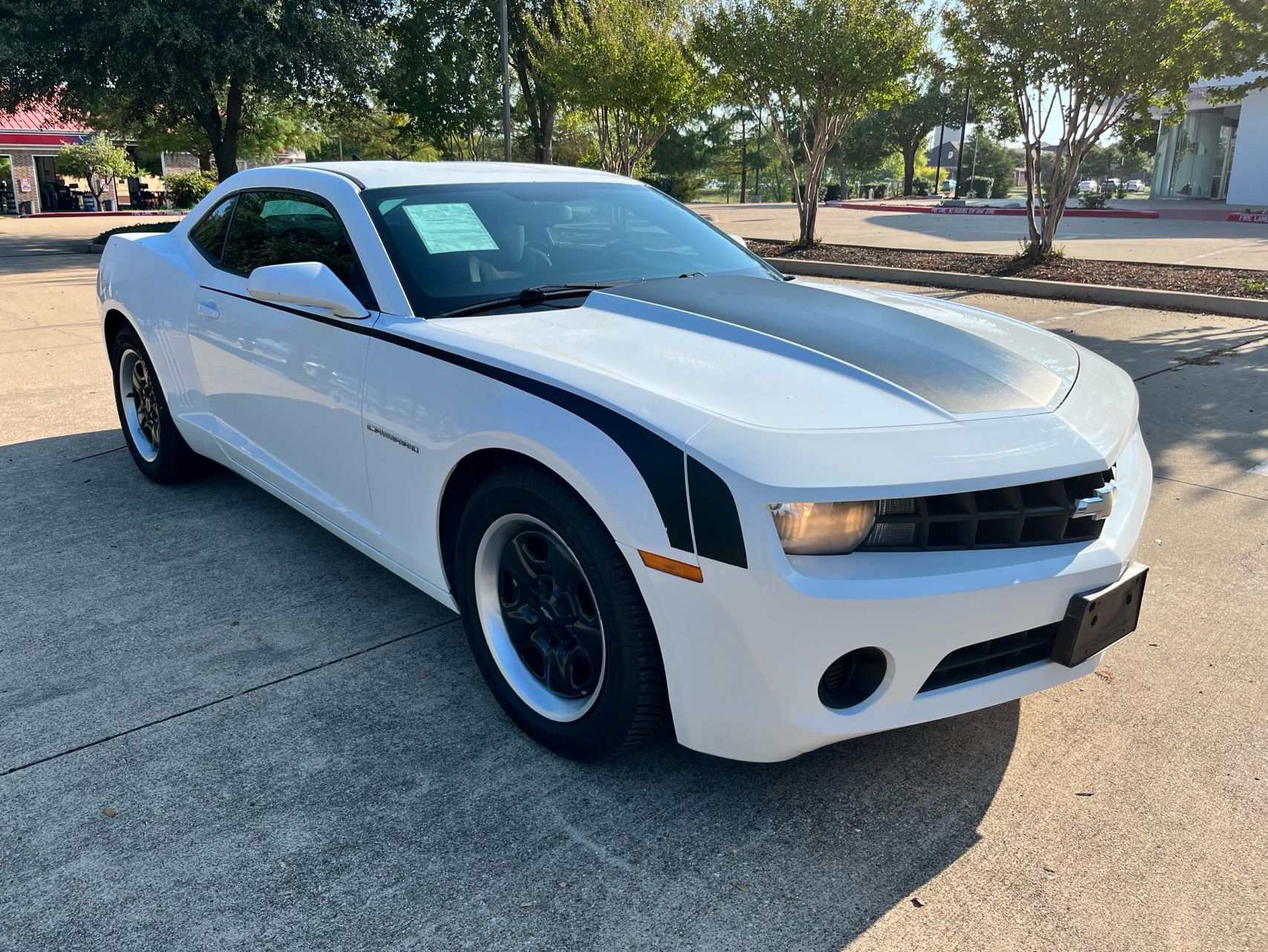 2011 Chevrolet Camaro LS photo 3