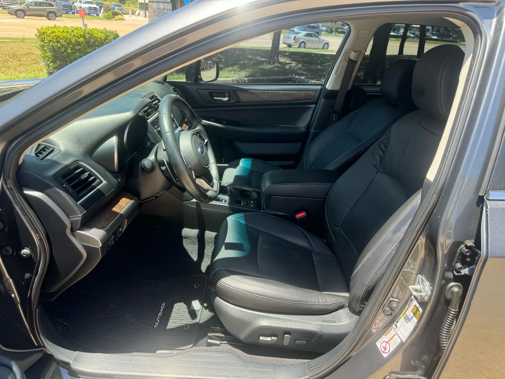 2018 Subaru Outback 2.5i Limited photo 13