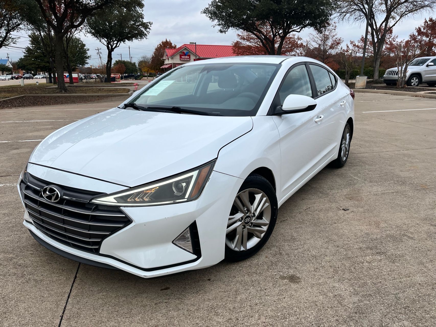 2020 Hyundai Elantra SEL's photo