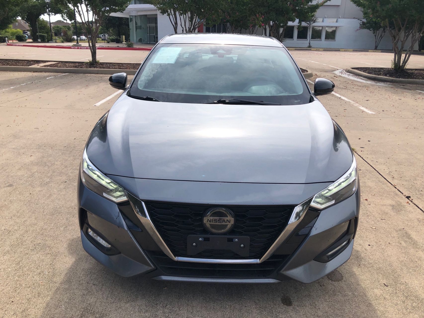 2021 Nissan Sentra SR photo 3