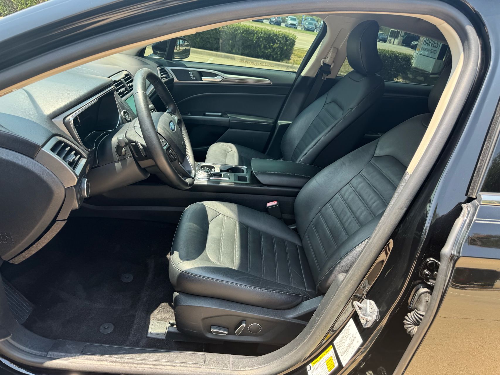 2017 Ford Fusion Titanium photo 44