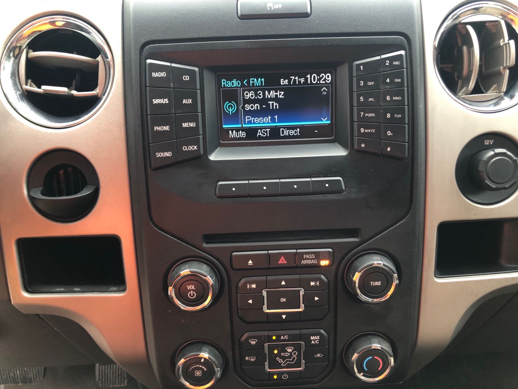 2013 Ford F-150 XL photo 21