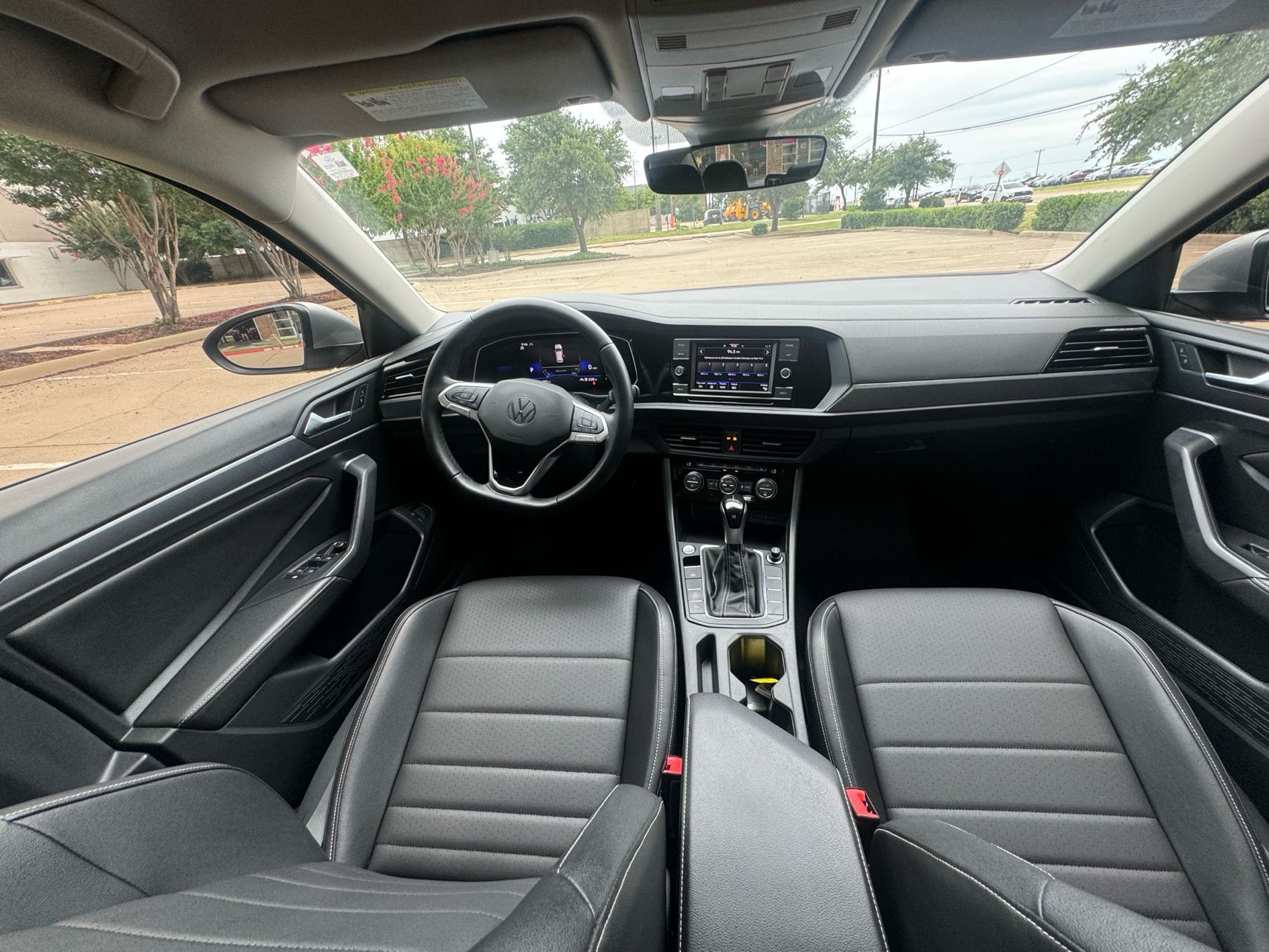 2024 Volkswagen Jetta SE photo 39