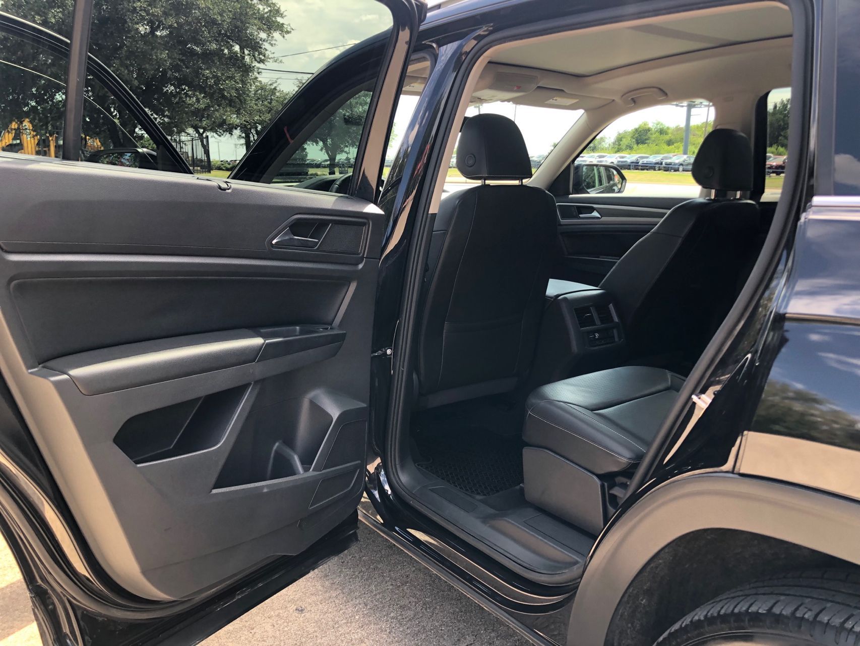 2021 Volkswagen Atlas SEL photo 21