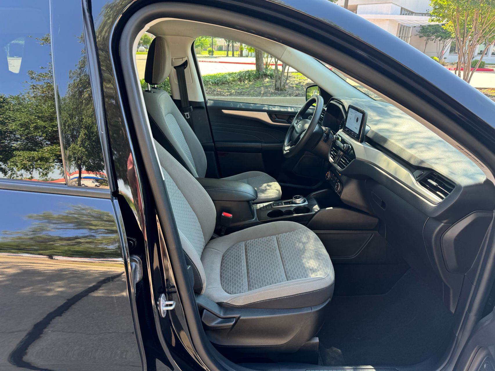 2017 Ford Escape S photo 42