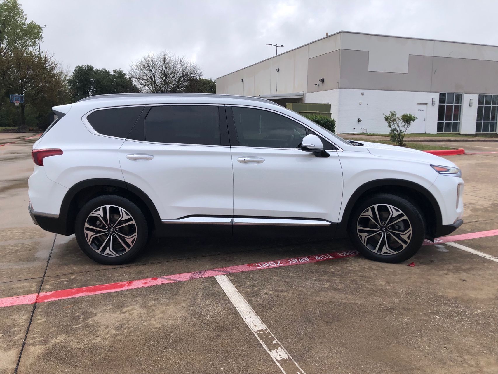 2019 Hyundai Santa Fe Ultimate 2.0T photo 4