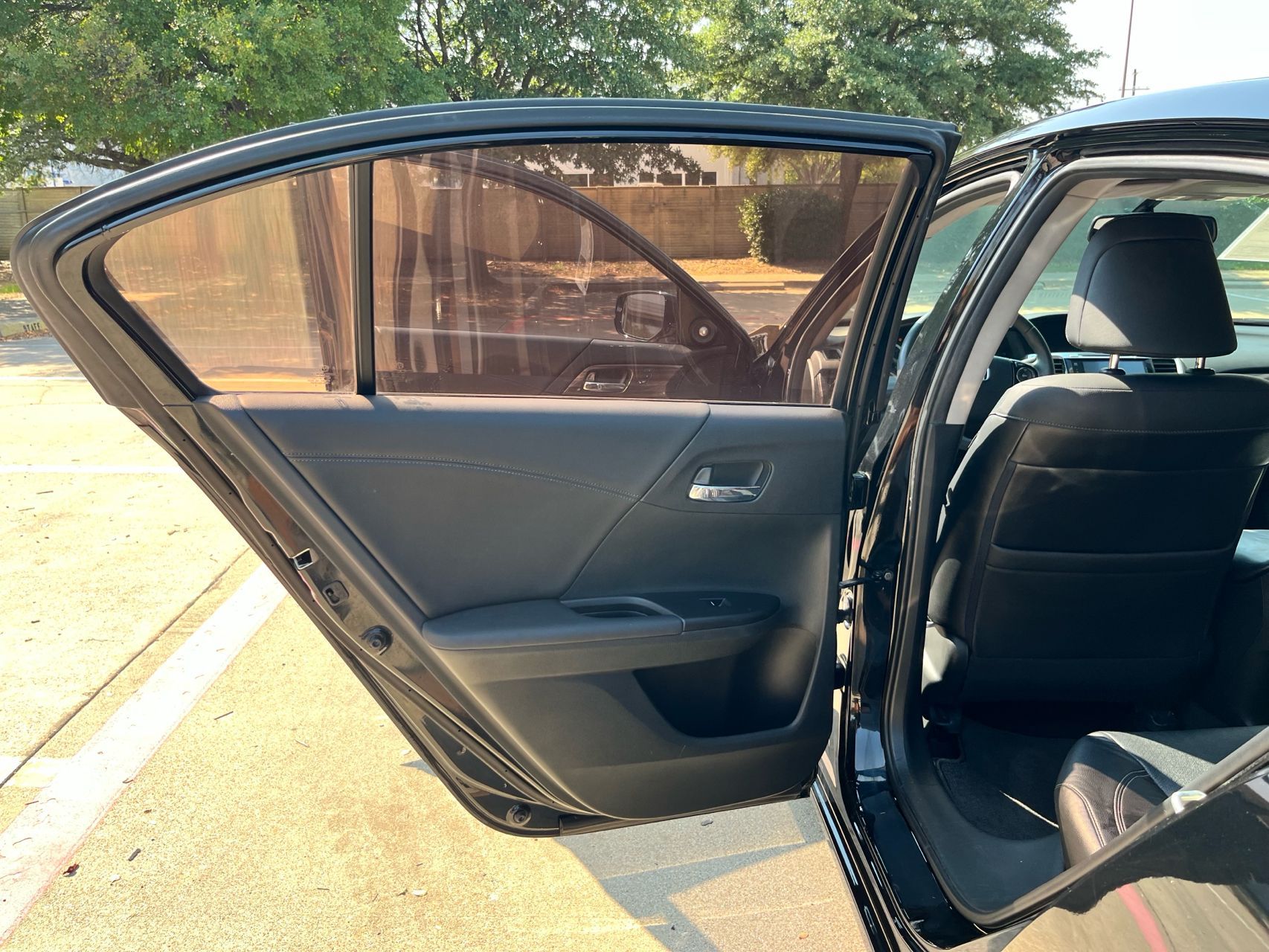 2016 Honda Accord EX-L photo 20