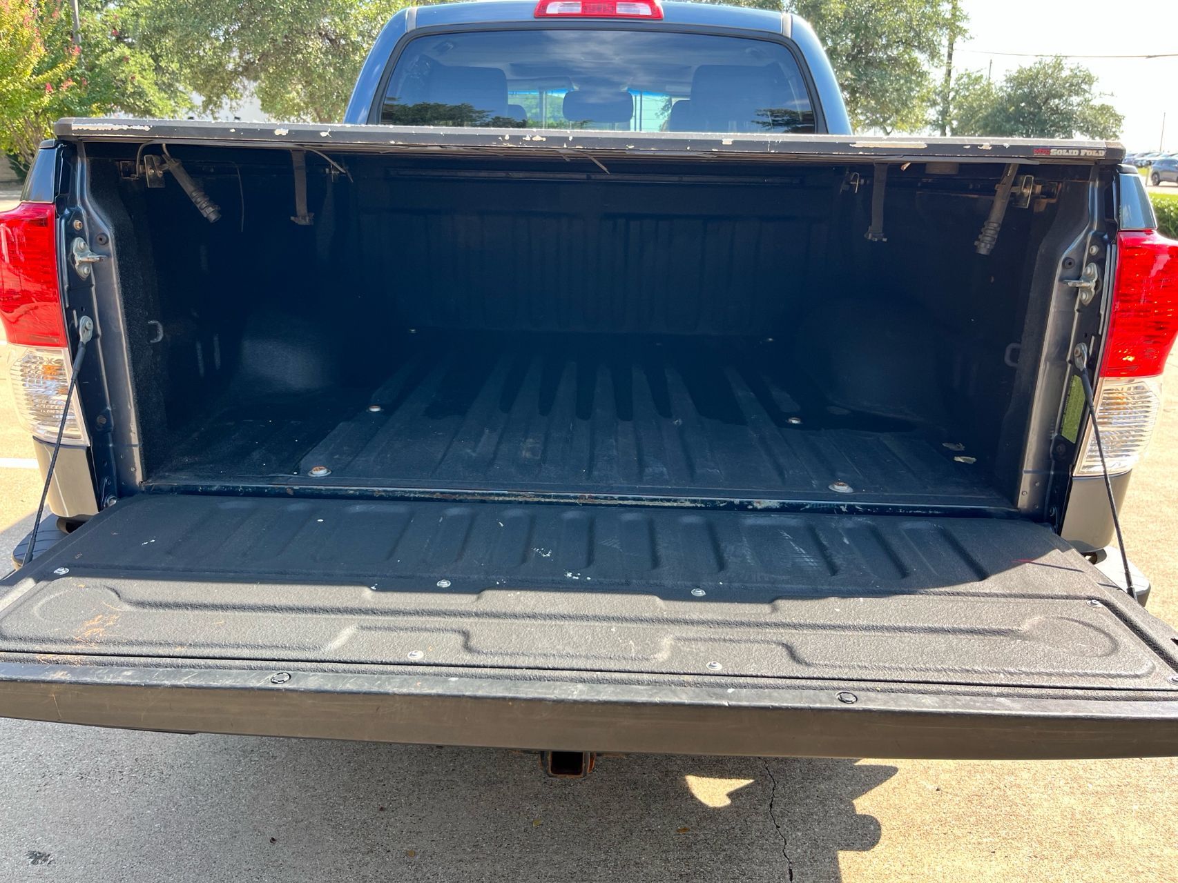 2010 Toyota Tundra Limited photo 4