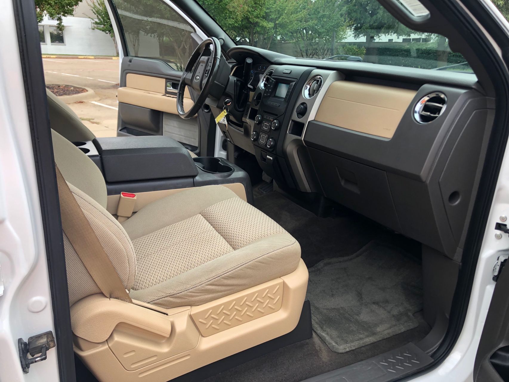 2013 Ford F-150 XL photo 17