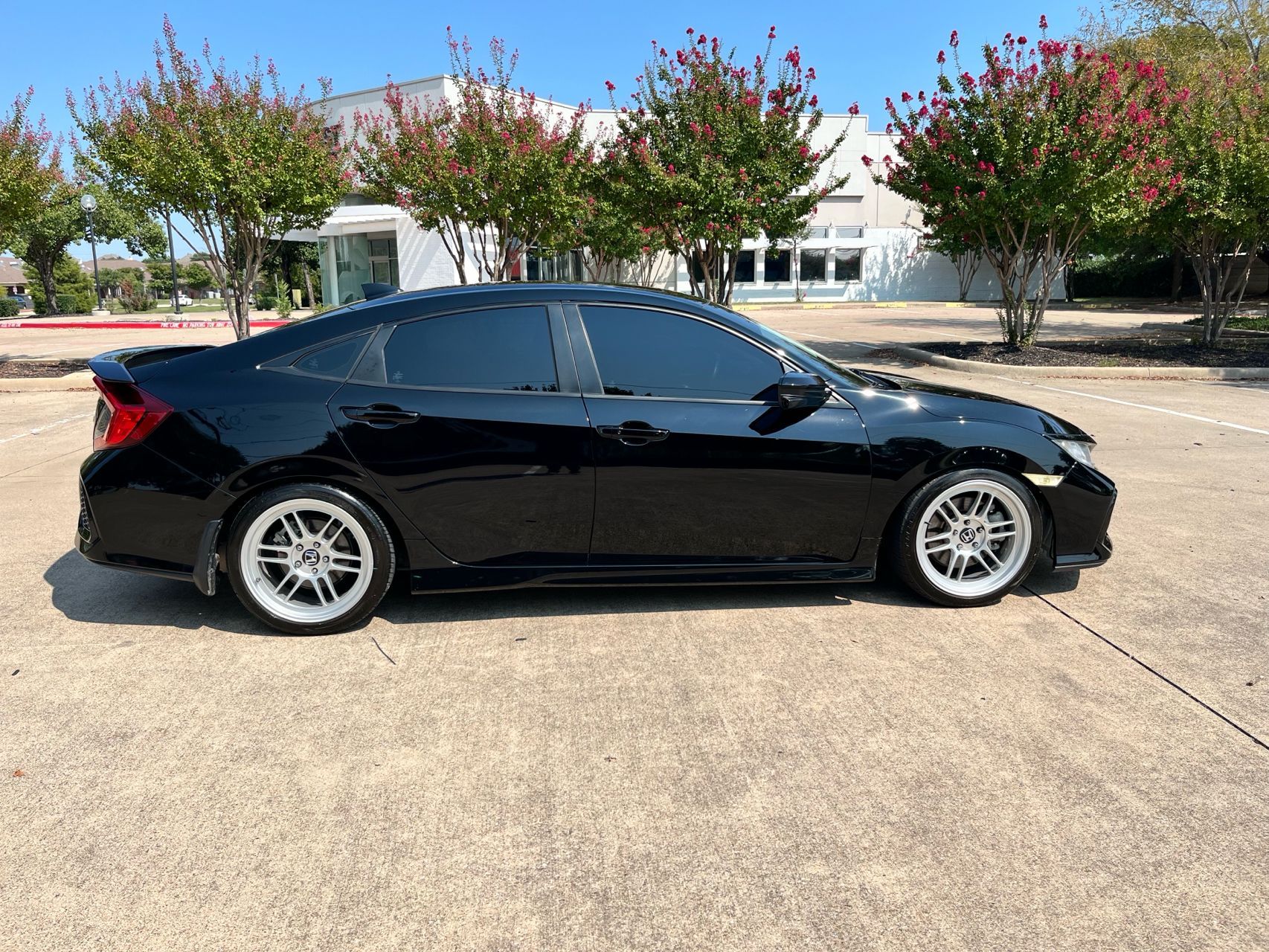 2019 Honda Civic Si photo 3