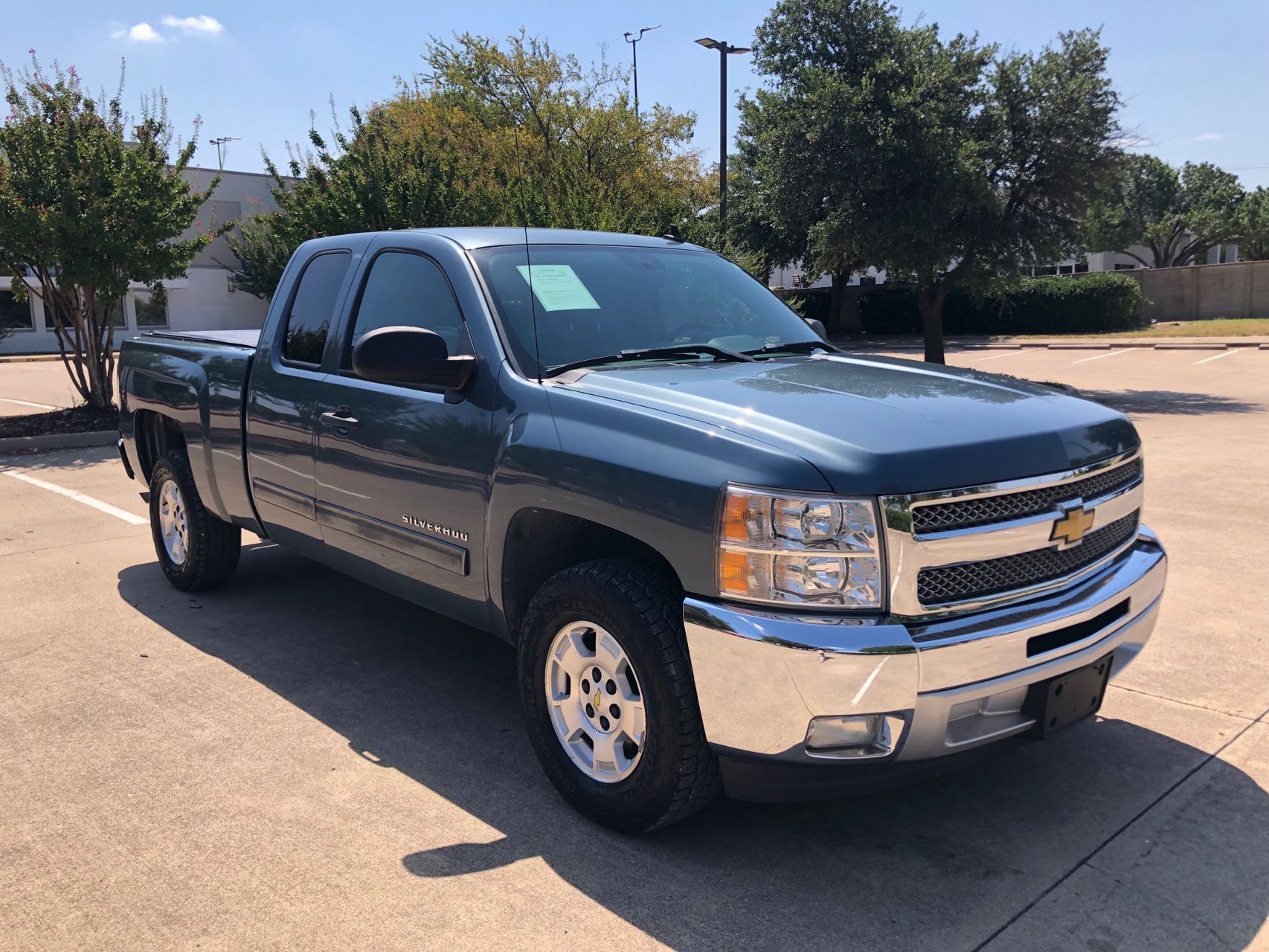 2012 Chevrolet Silverado 1500 LT photo 4