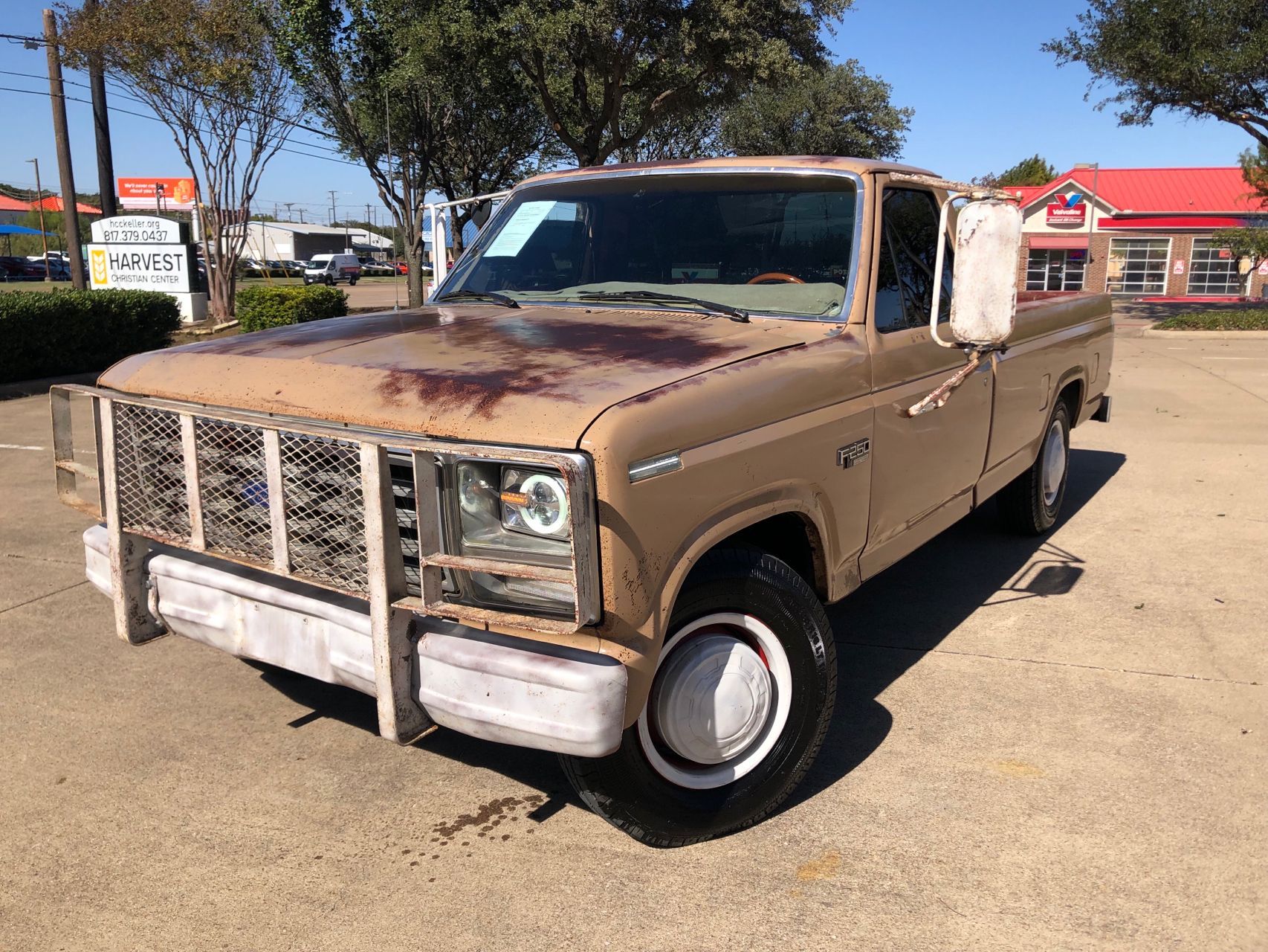 1984 Ford F-250's photo