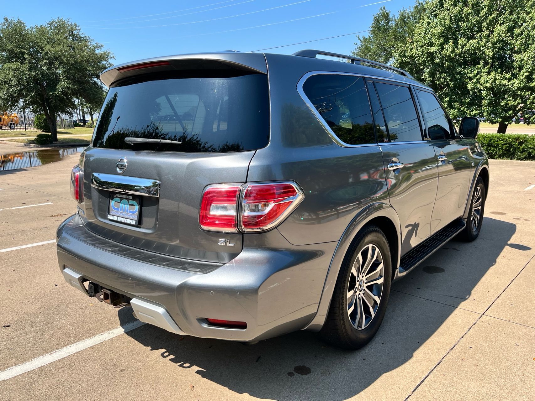 2018 Nissan Armada SL photo 4