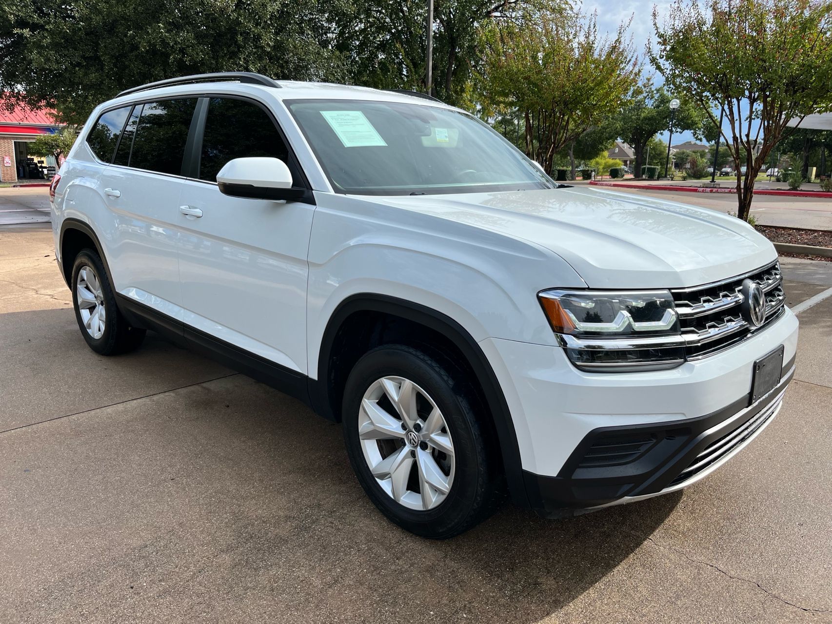 2020 Volkswagen Atlas S photo 2
