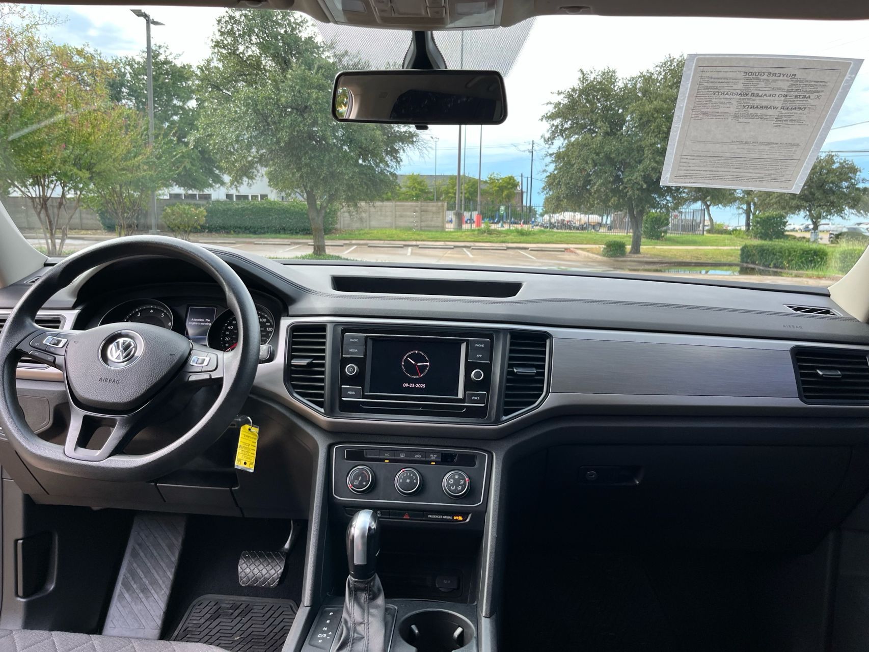 2020 Volkswagen Atlas S photo 15