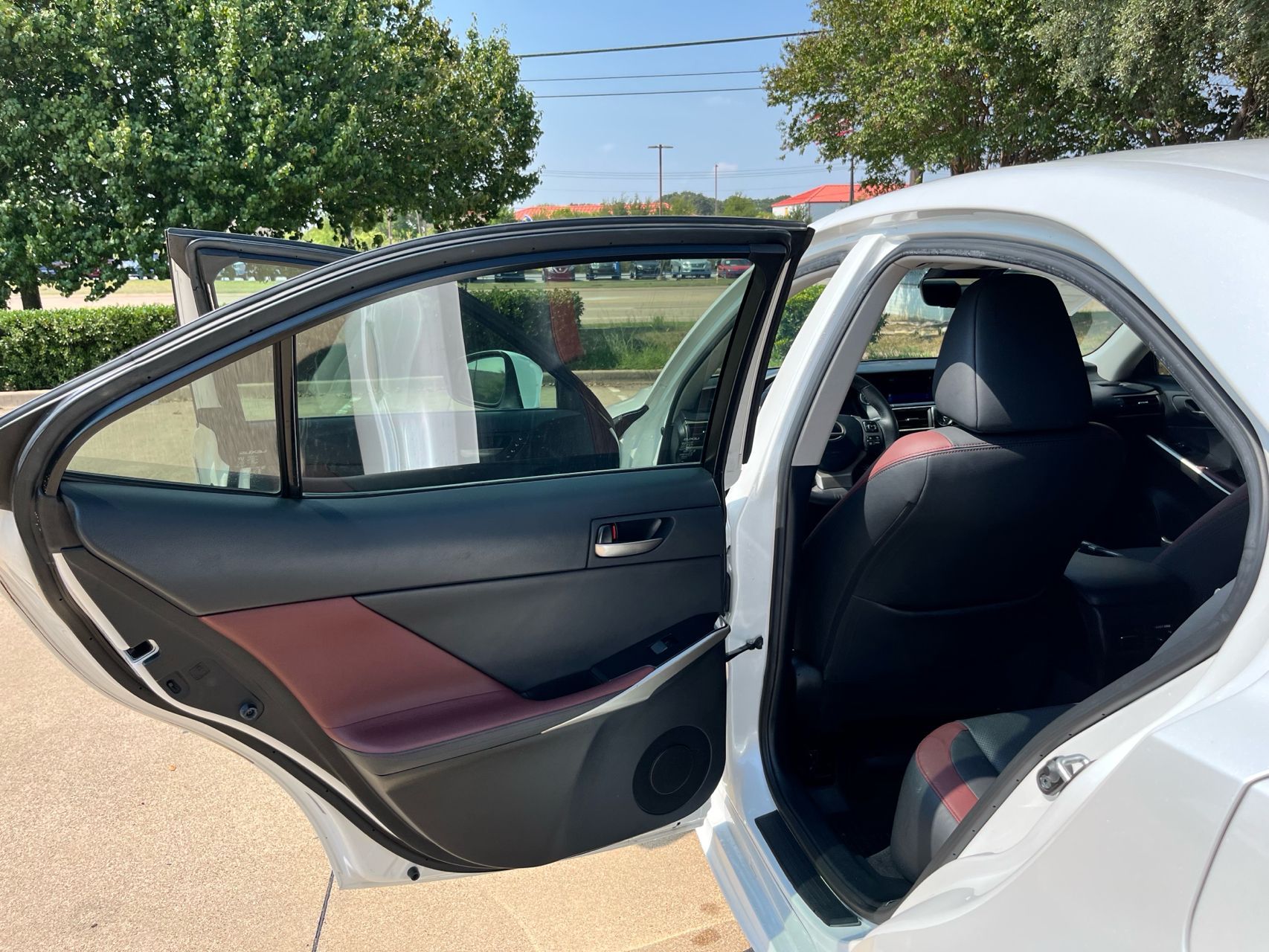 2019 Lexus IS 300 photo 21