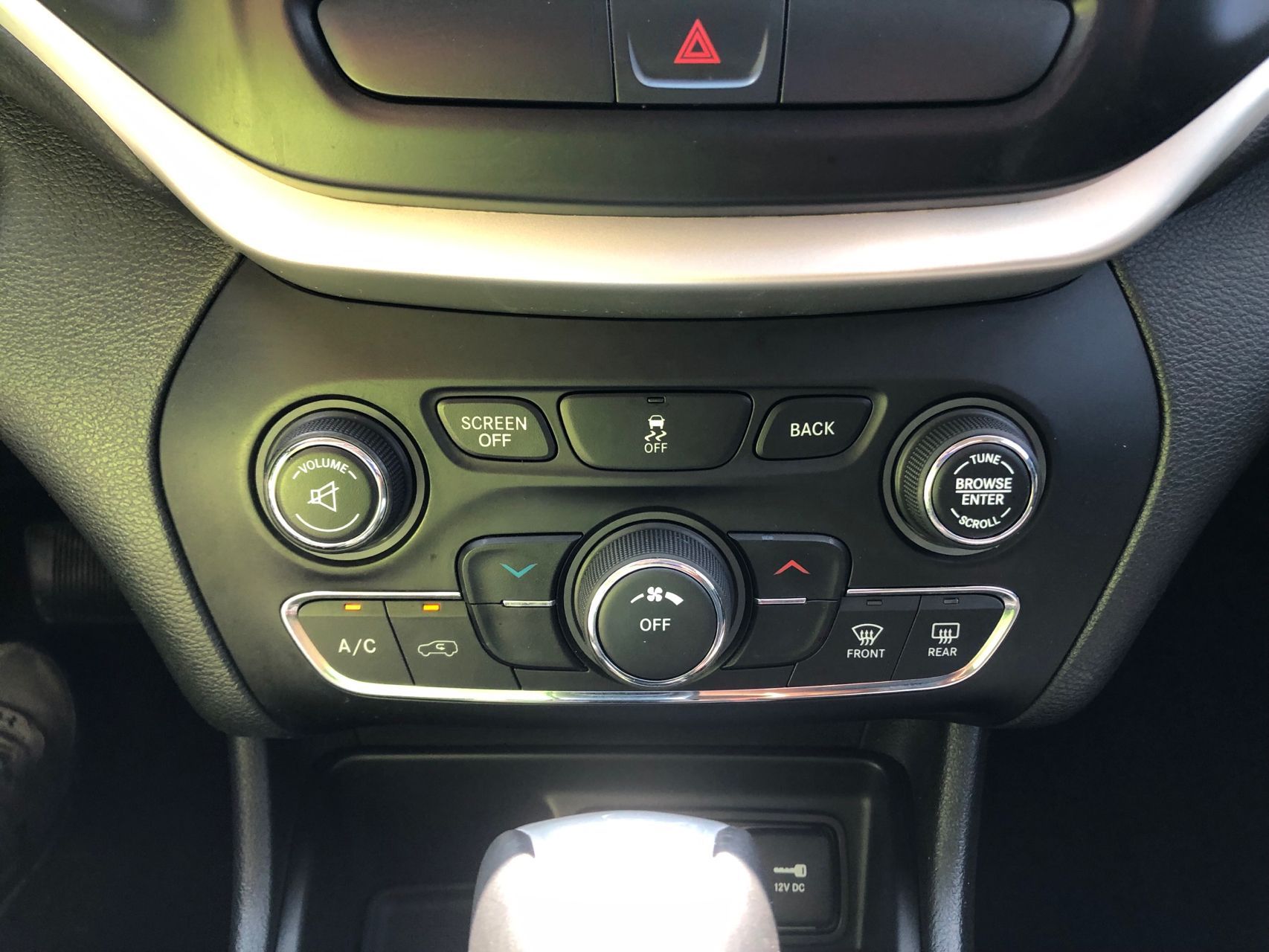 2018 Jeep Cherokee Latitude photo 22