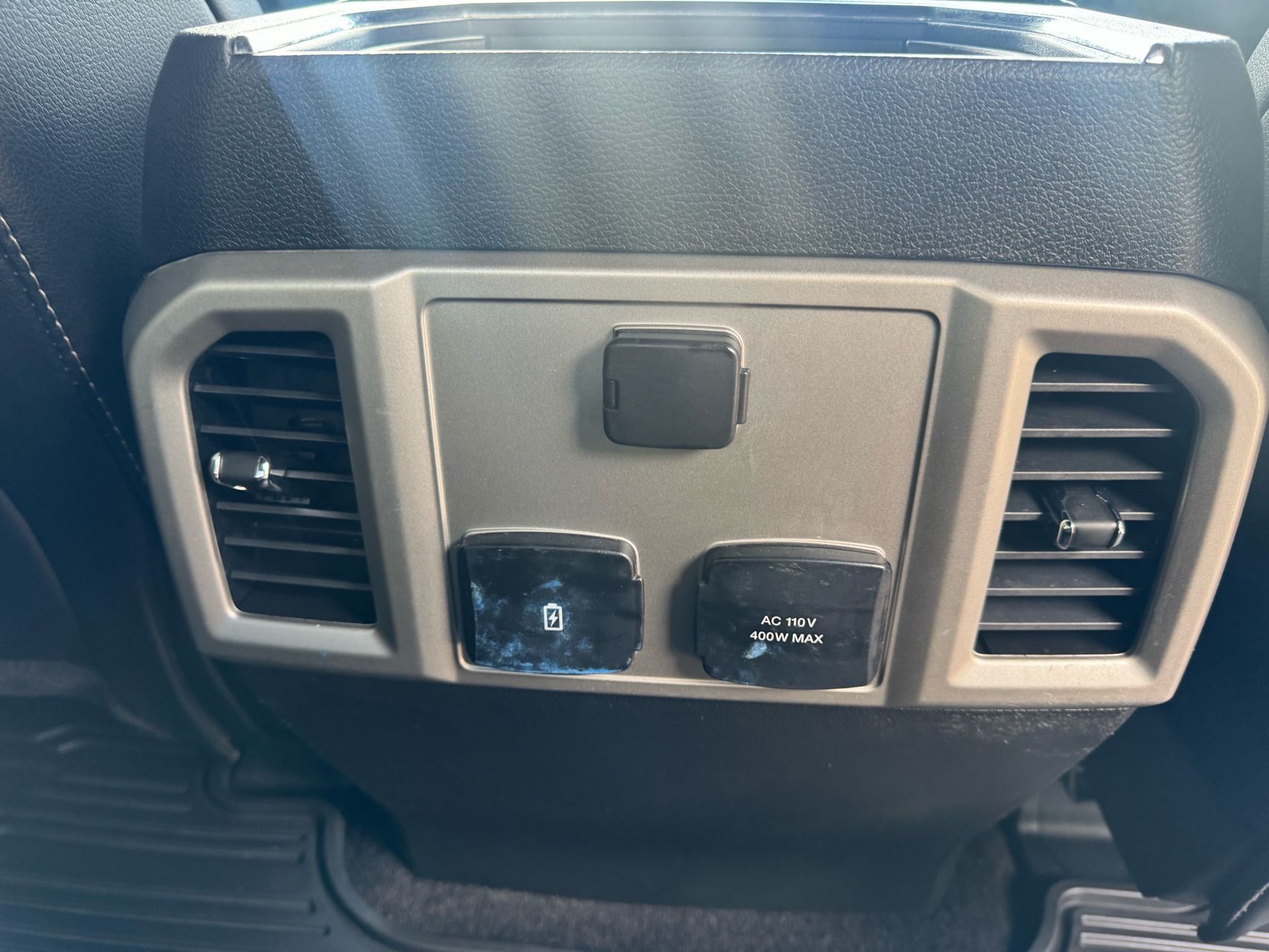 2020 Ford F-150 Lariat photo 50