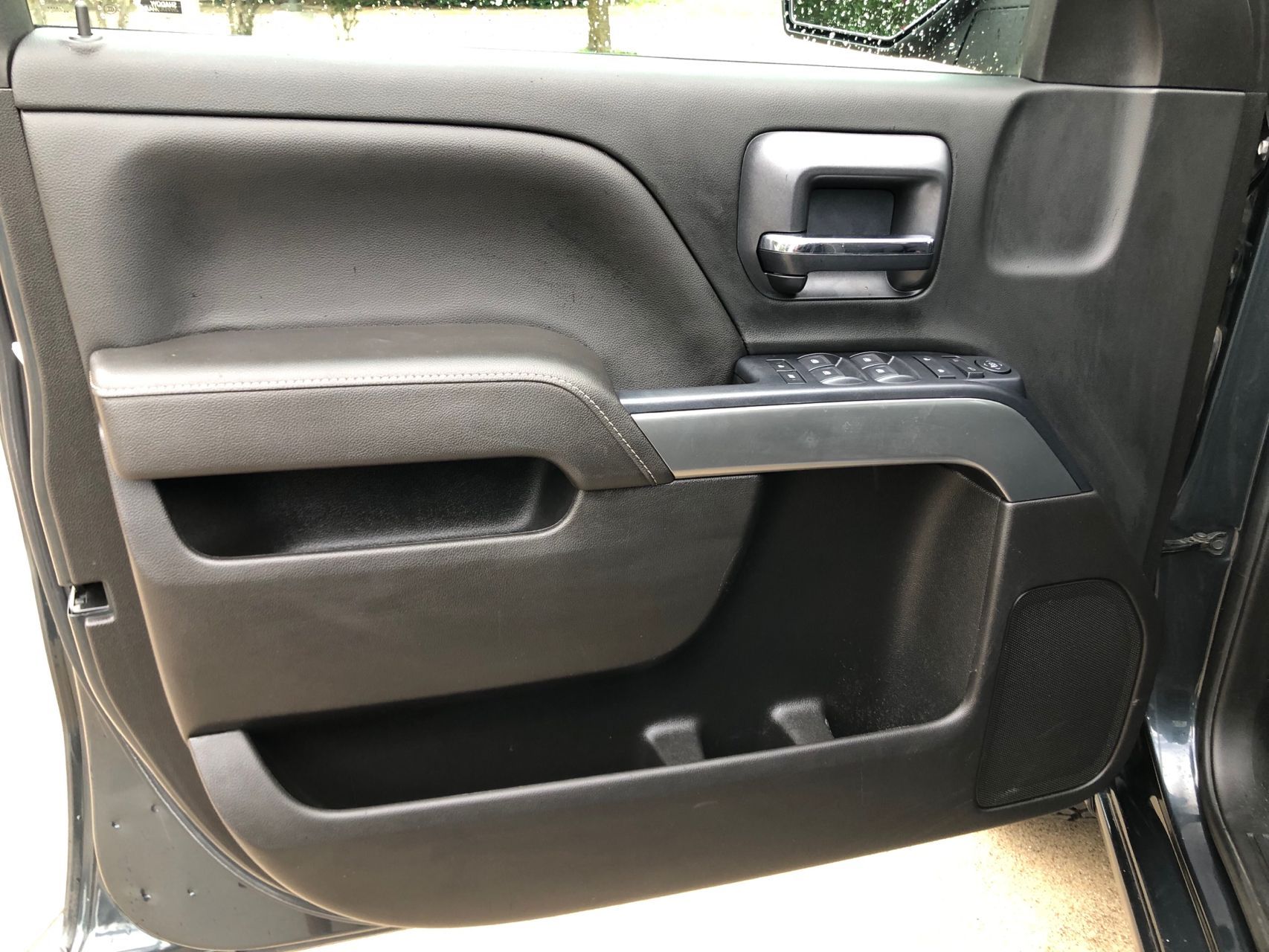 2012 Chevrolet Silverado 1500 LT photo 31
