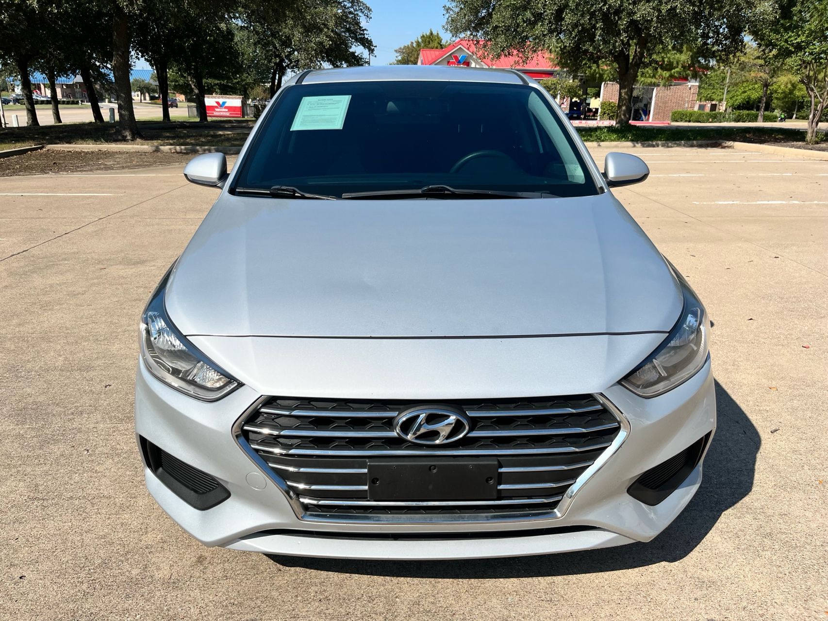 2021 Hyundai Accent SE photo 2