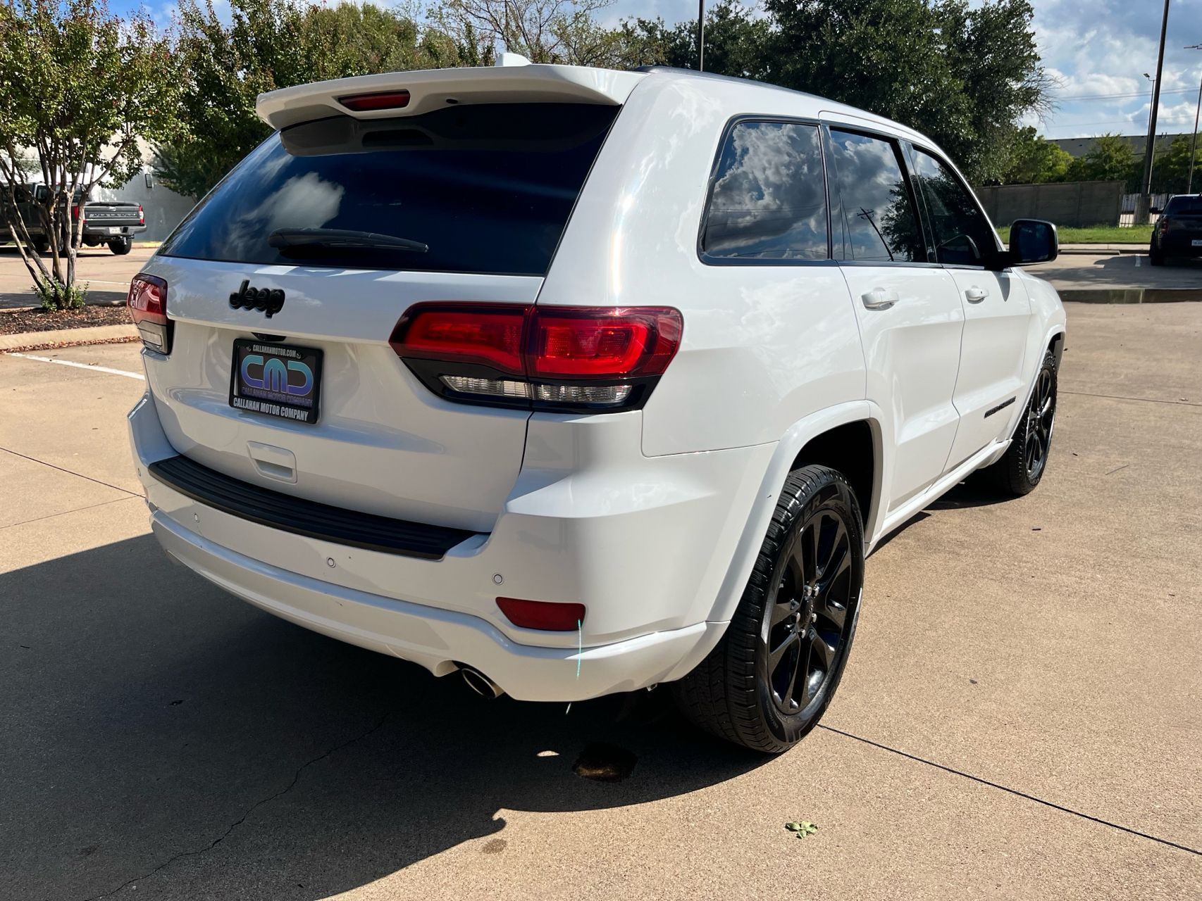 2019 Jeep Grand Cherokee Laredo photo 4