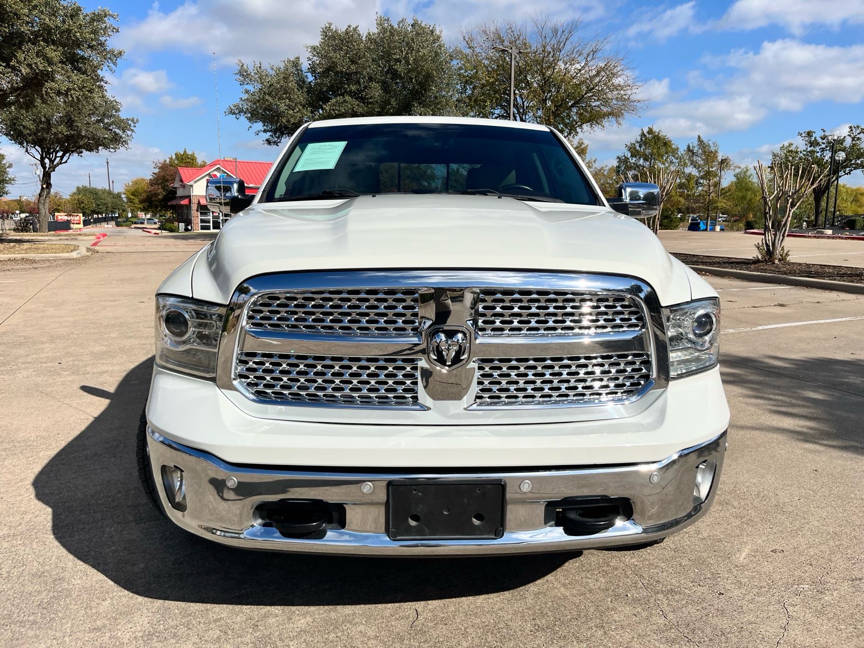 2018 Ram 1500 Laramie photo 2