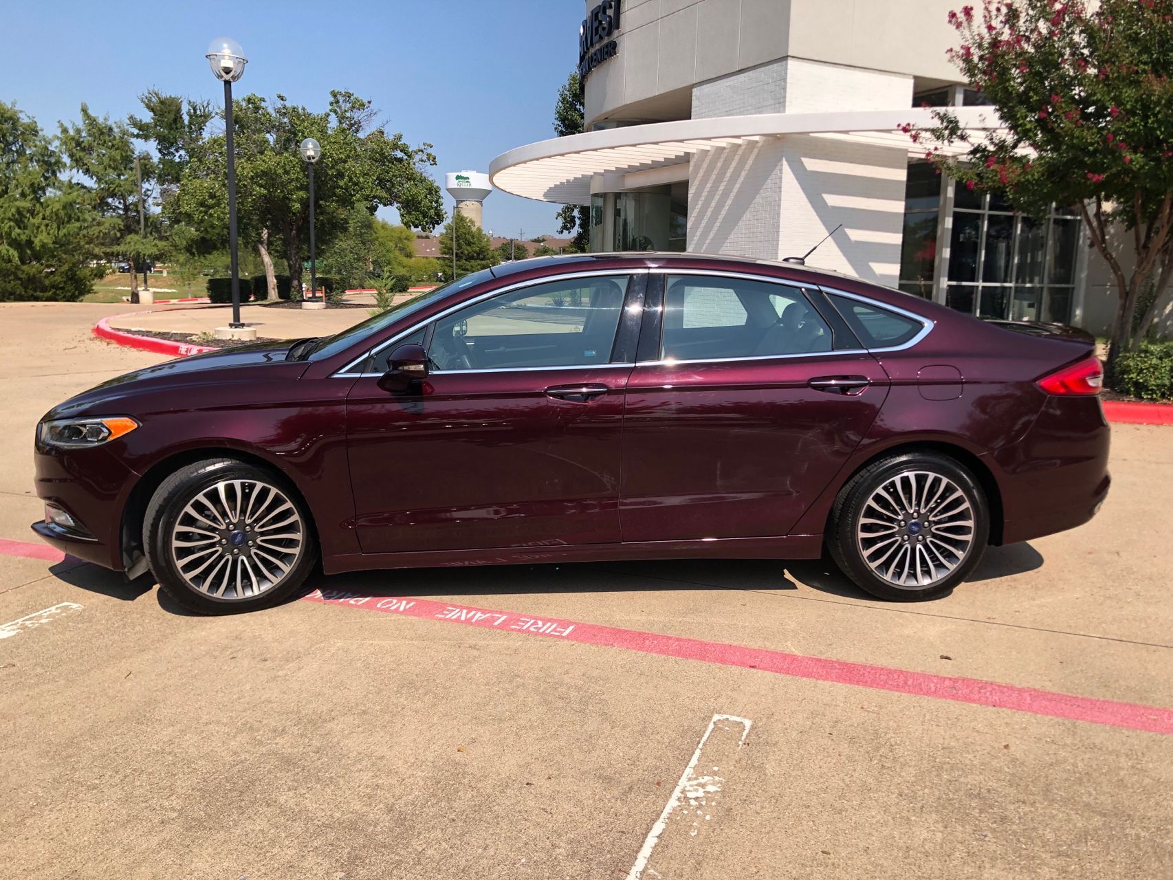 2017 Ford Fusion Titanium photo 2