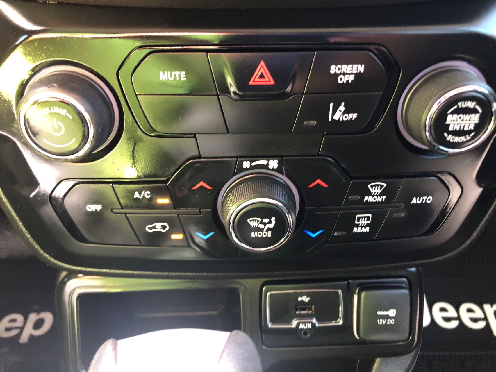 2021 Jeep Renegade Latitude photo 15