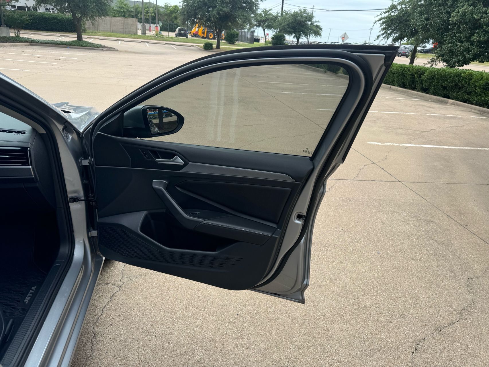 2024 Volkswagen Jetta SE photo 35
