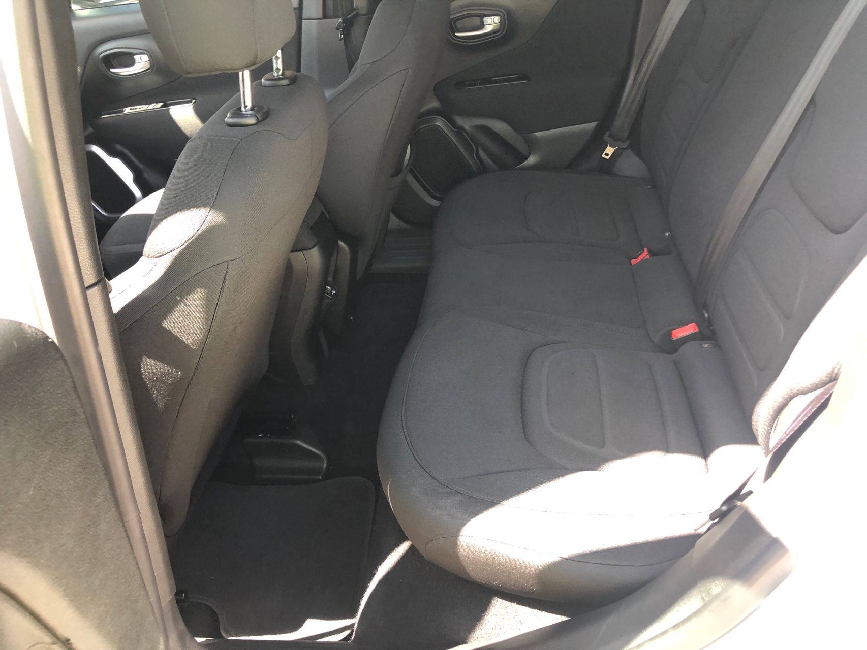 2021 Jeep Renegade Latitude photo 14