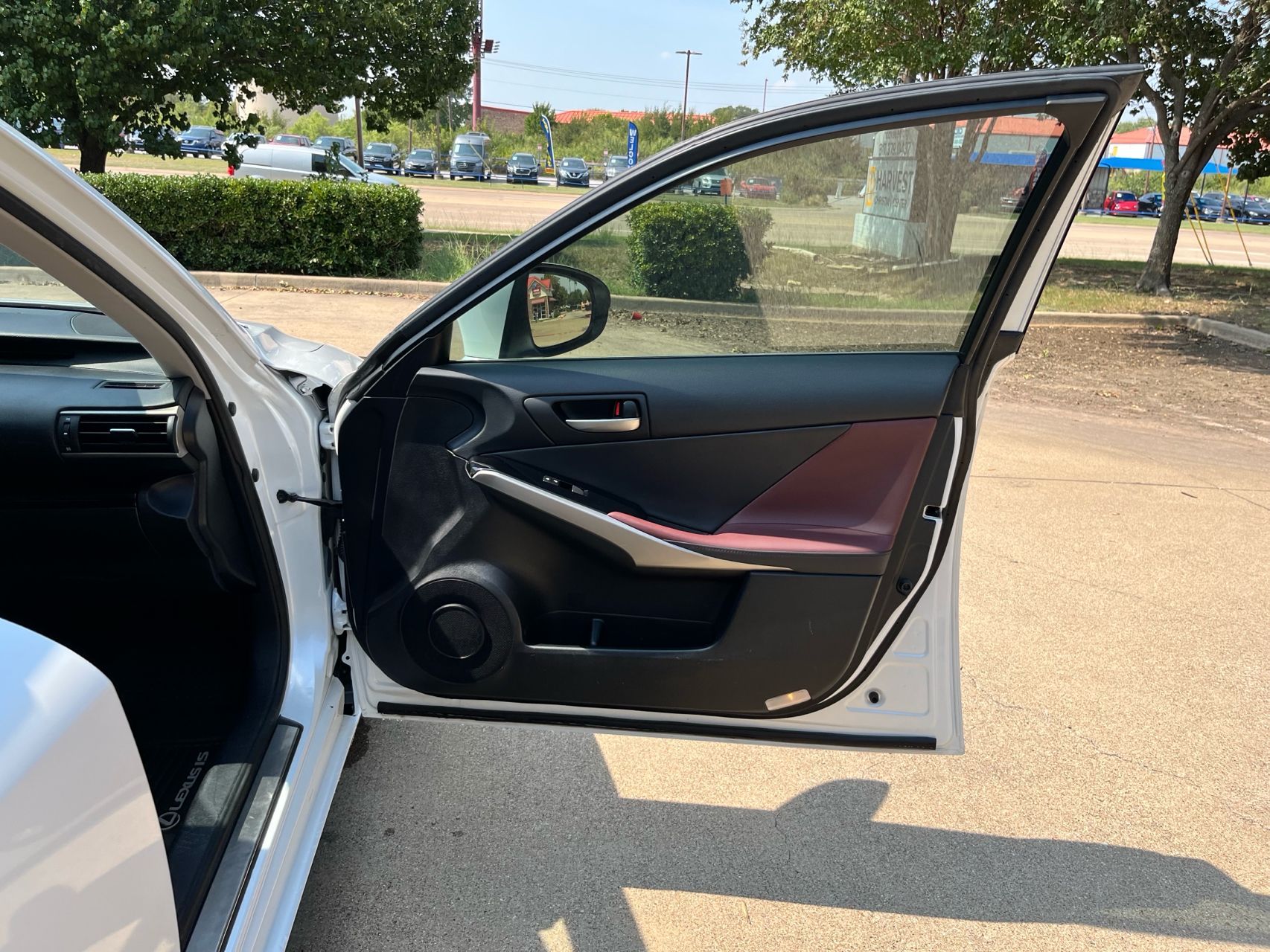 2019 Lexus IS 300 photo 13